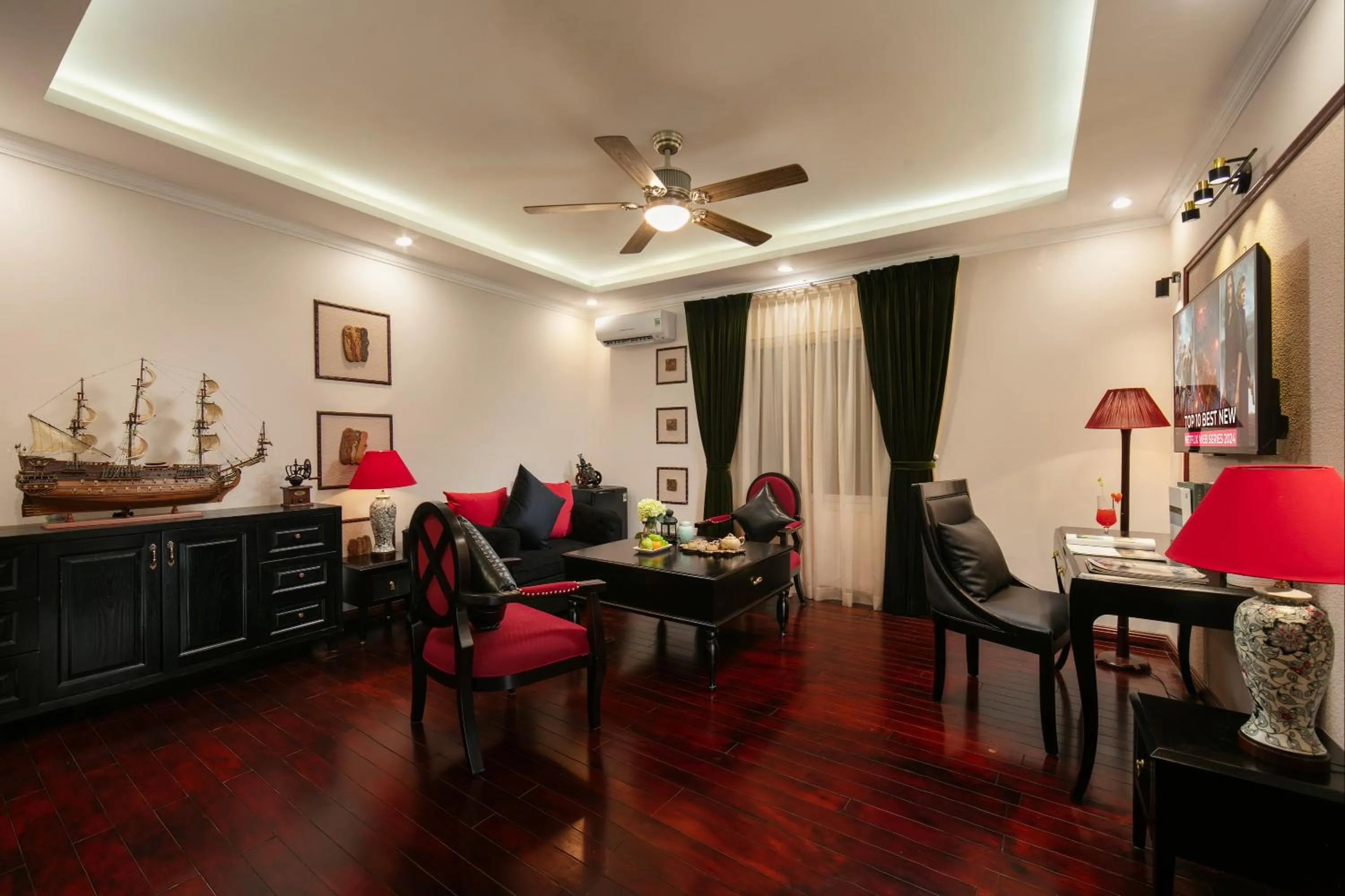 View (from property/room) in Bonjour D'An Nam Hotel