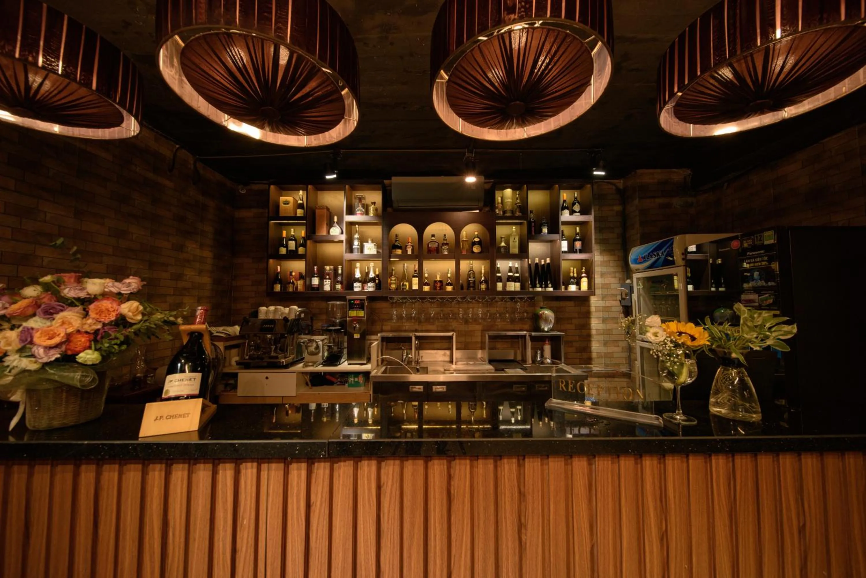 Lounge or bar in Bonjour D'An Nam Hotel