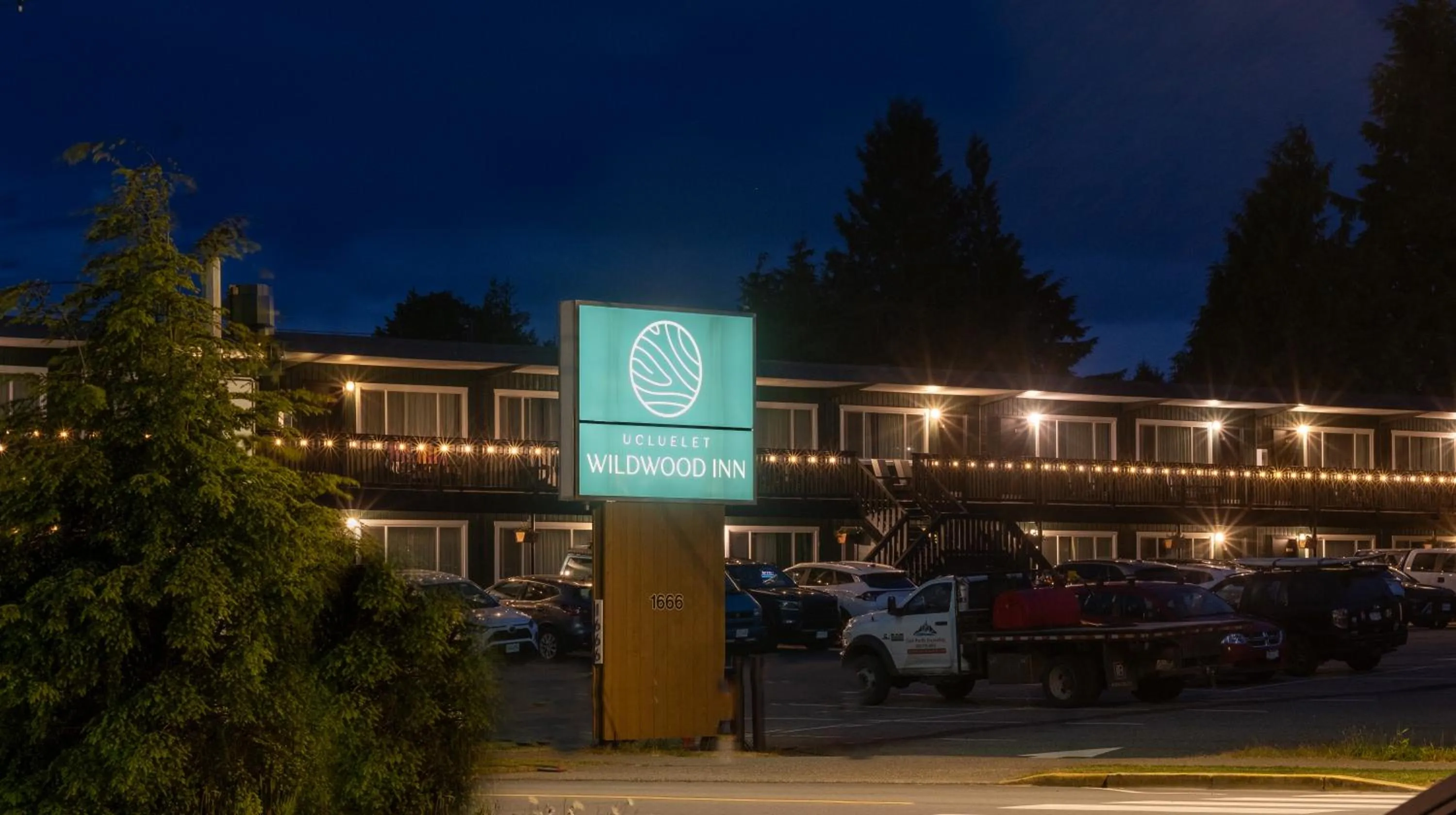 Property building in Ucluelet Wildwood Inn
