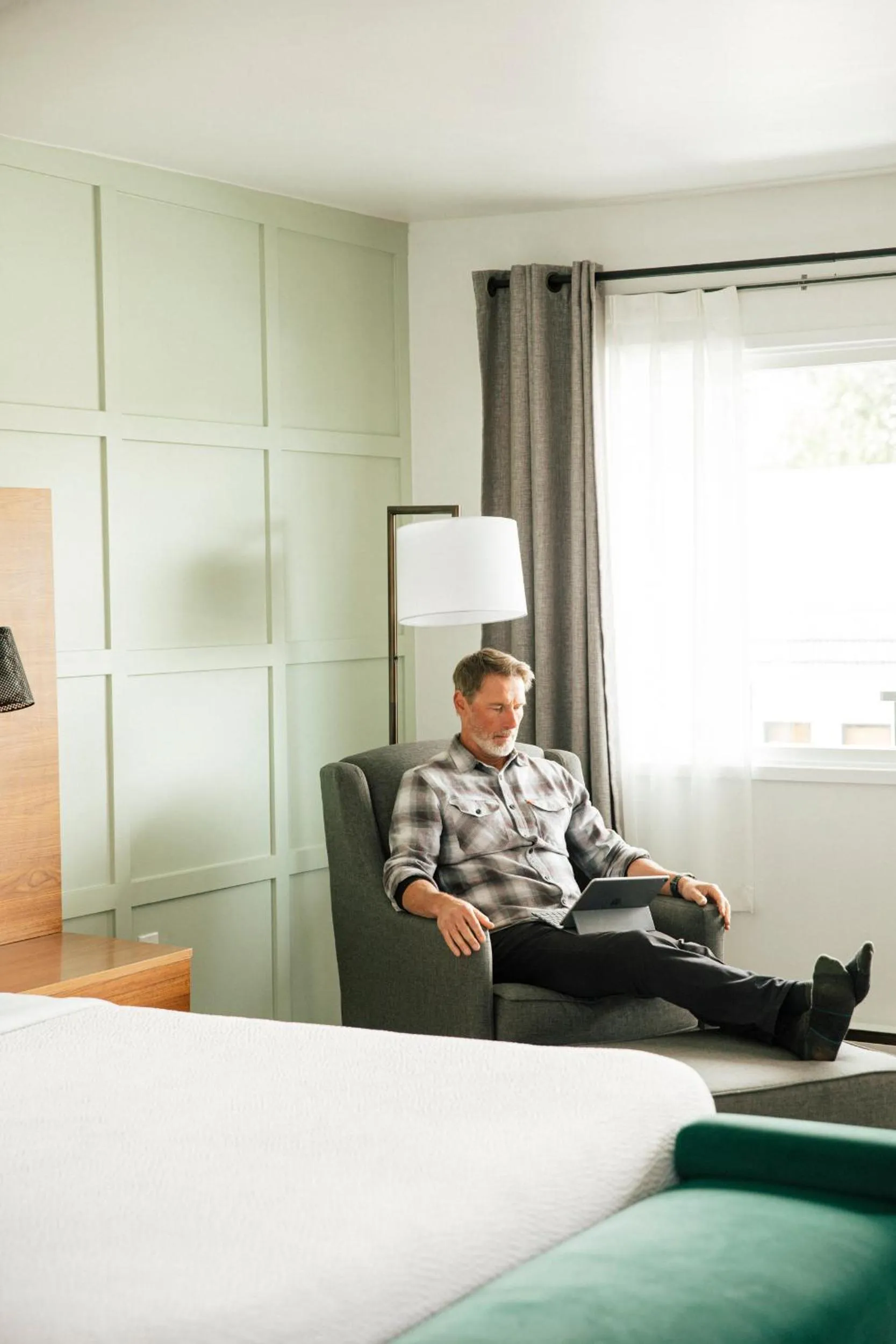 People in Ucluelet Wildwood Inn