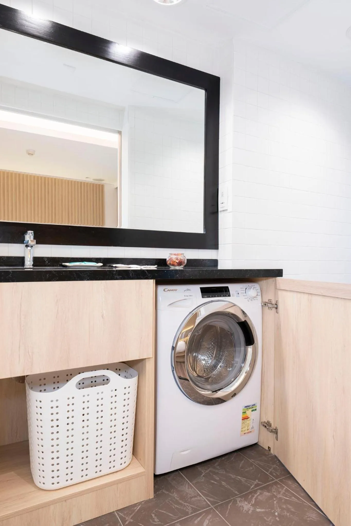 Other in Shama Central