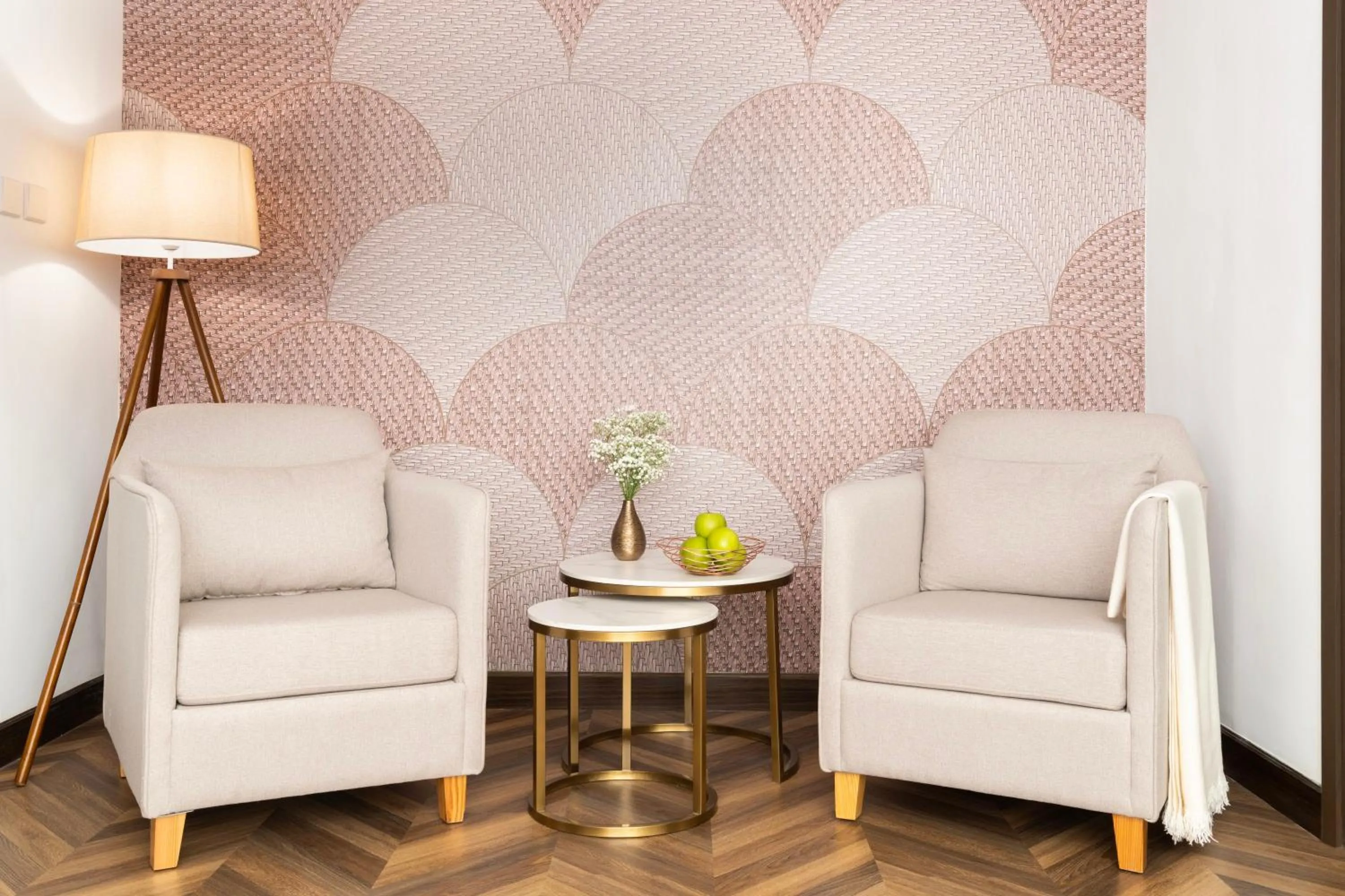 Photo of the whole room in Shama Central