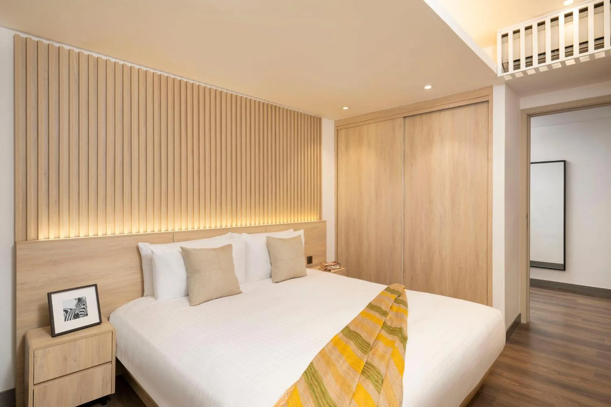 Photo of the whole room, Bed in Shama Central