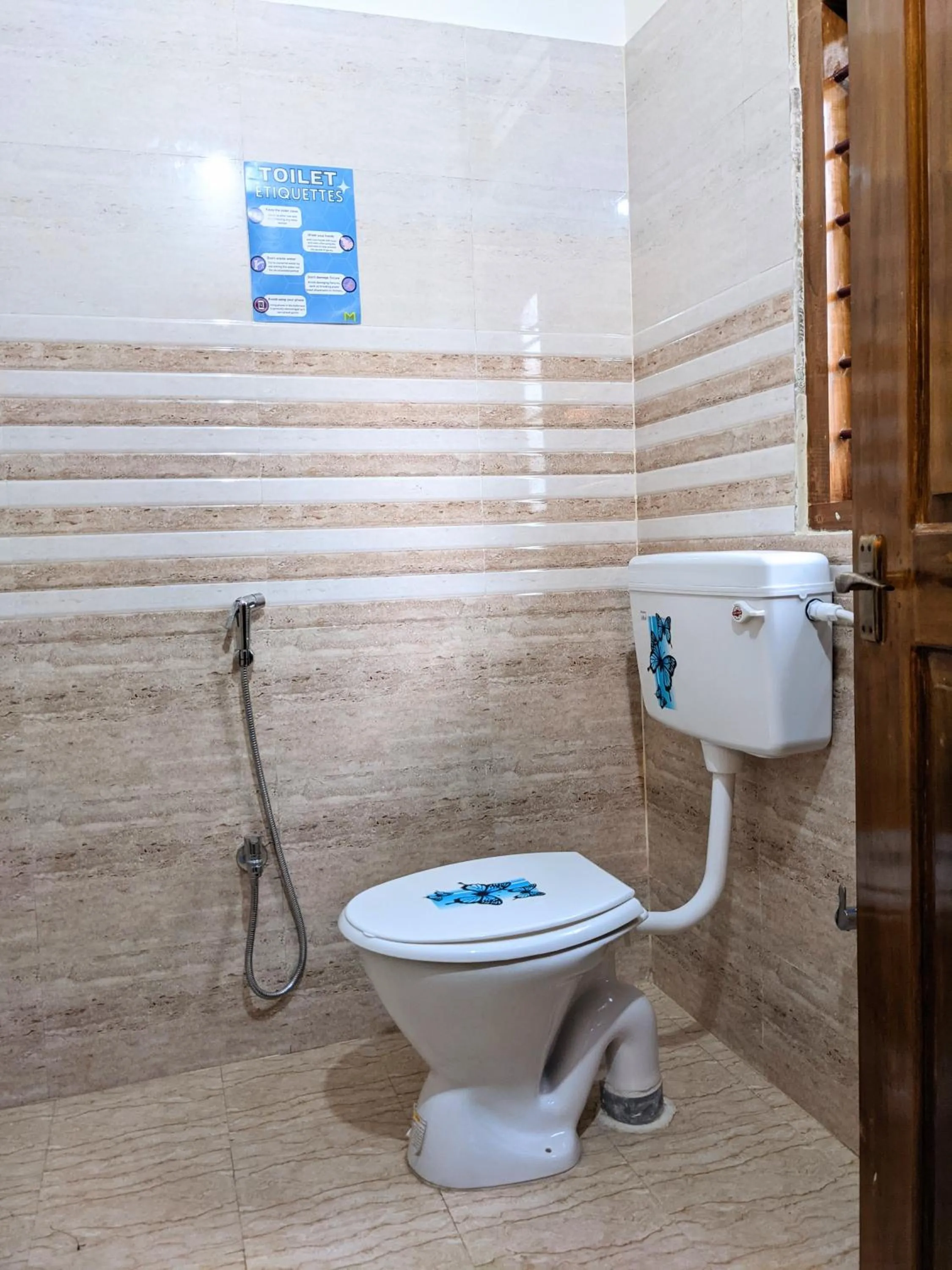 Bathroom in Mezenga 2 - Backpackers Hostel