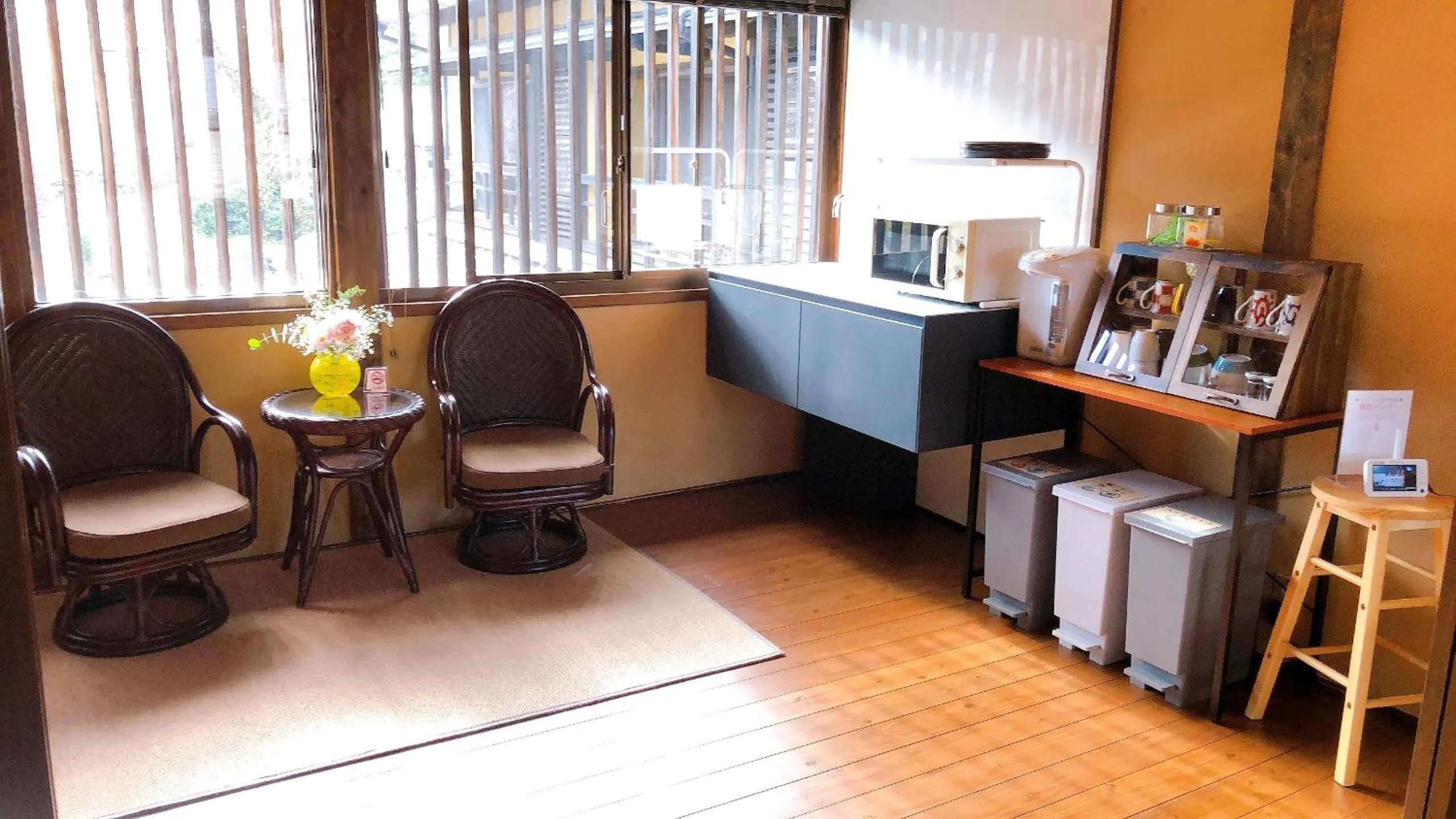 Area and facilities in Sanso Tanaka