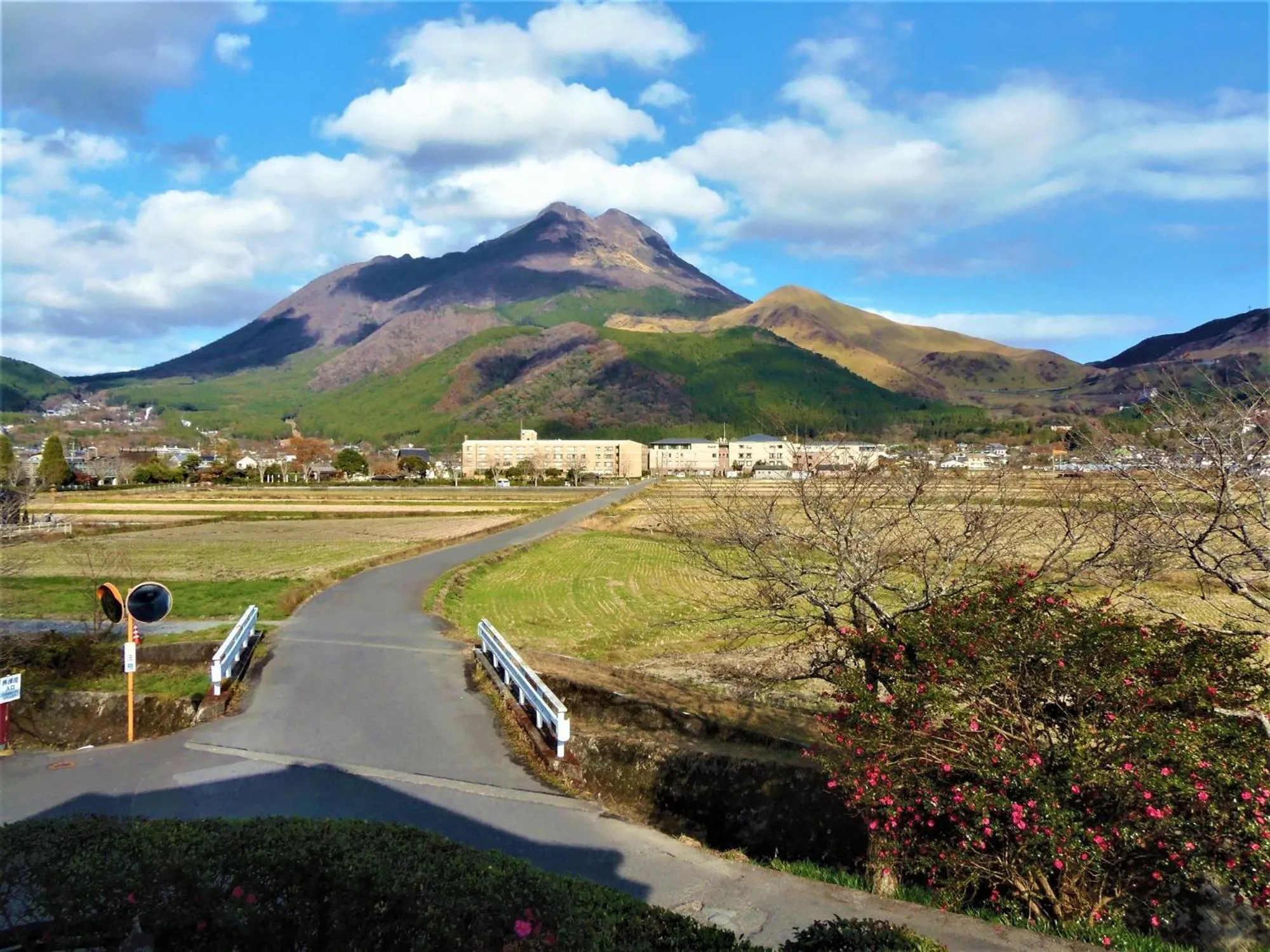 Mountain view in Sanso Tanaka