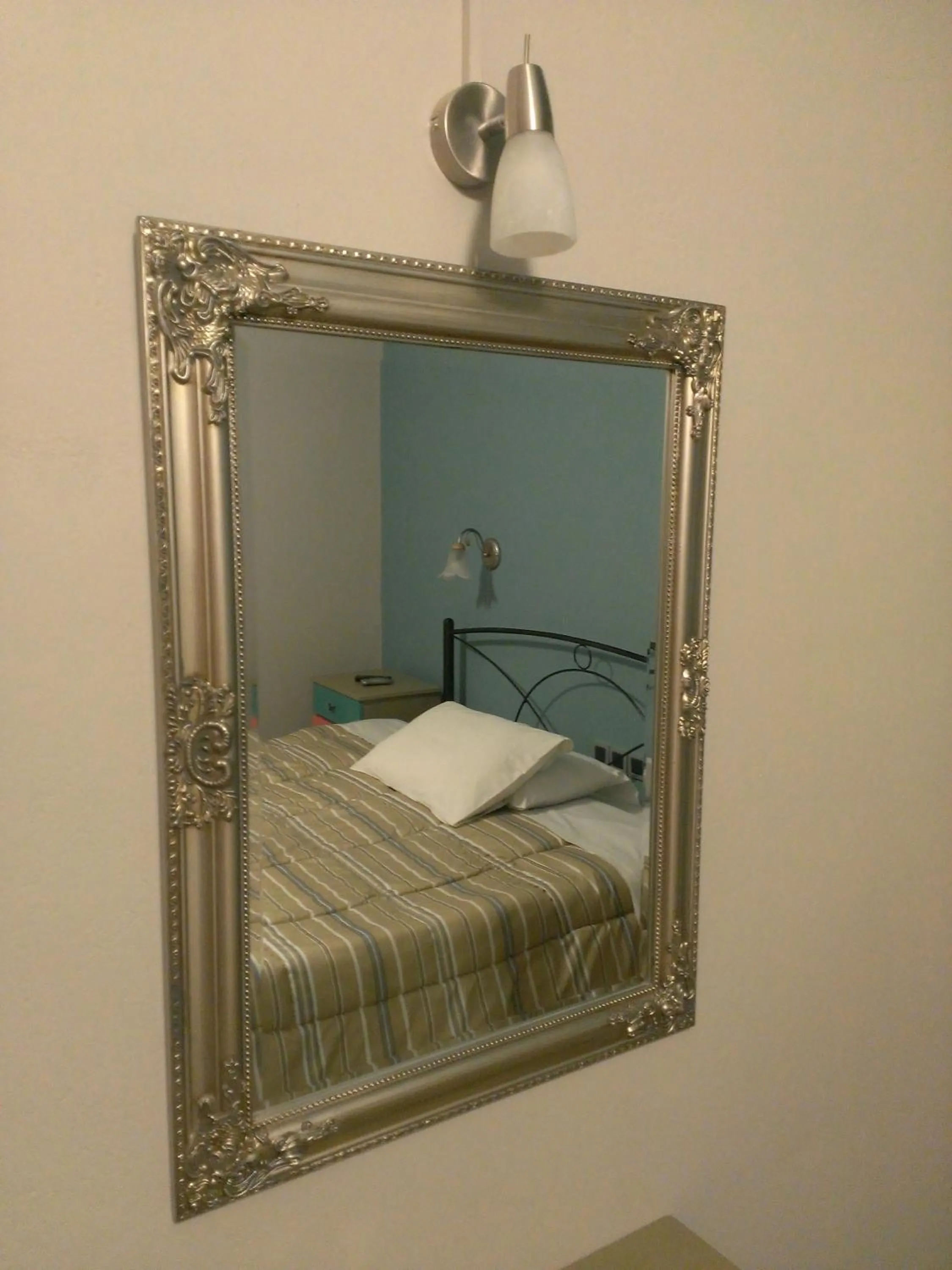 Decorative detail, Bed in Artemis