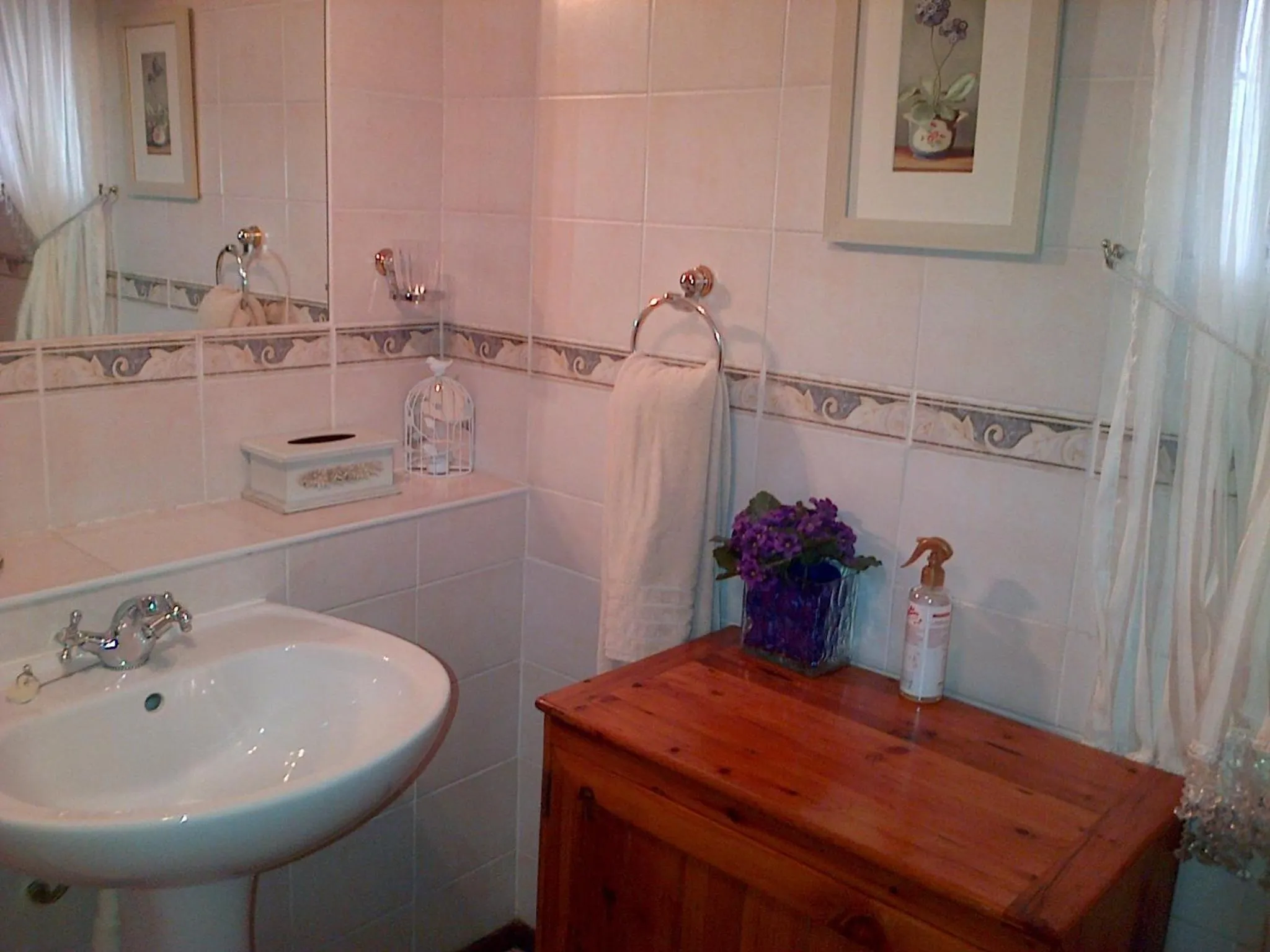 Bathroom in Jubilee Lodge Guest House