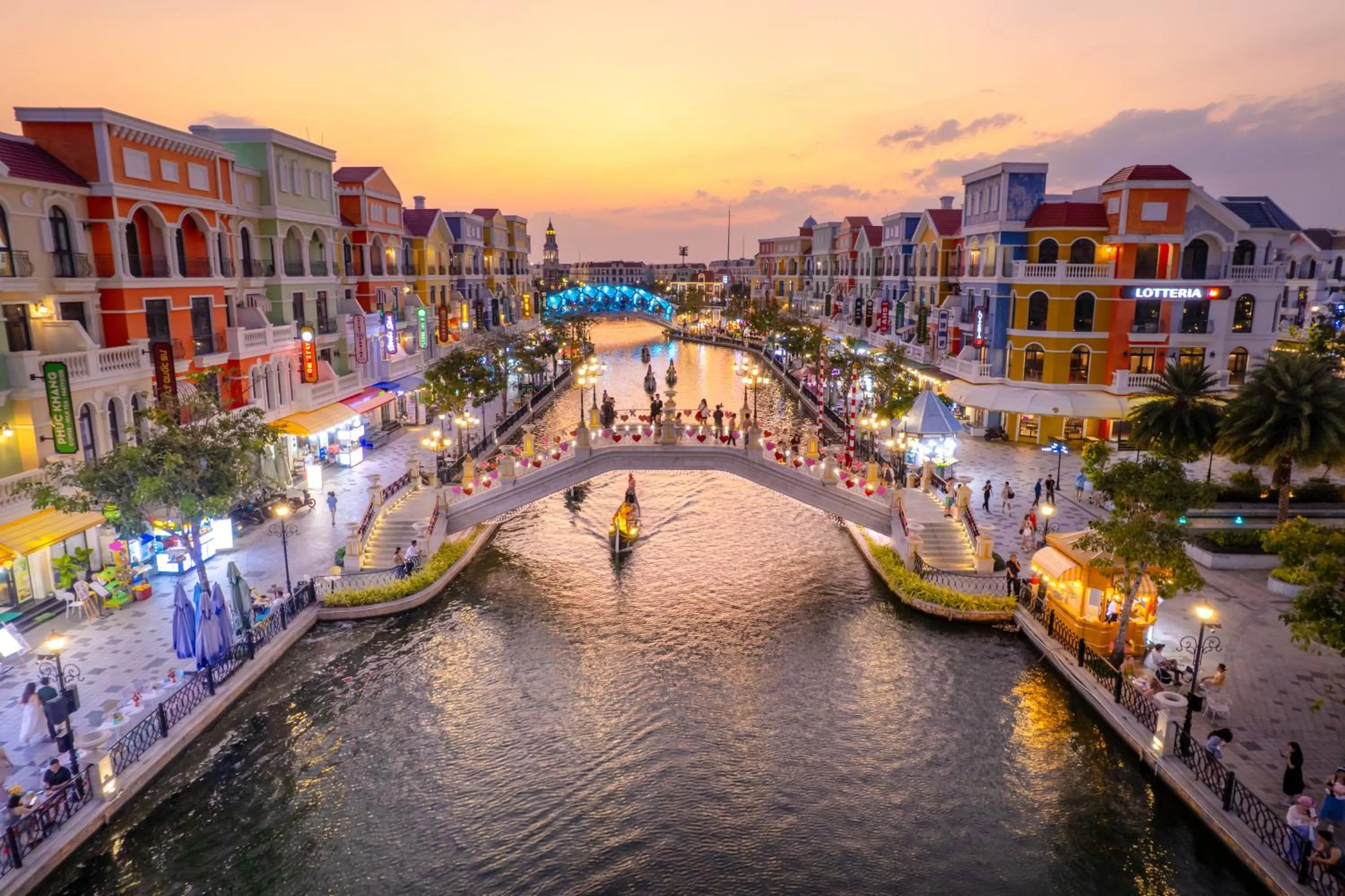 Entertainment in Vinpearl Resort & Spa Phu Quoc