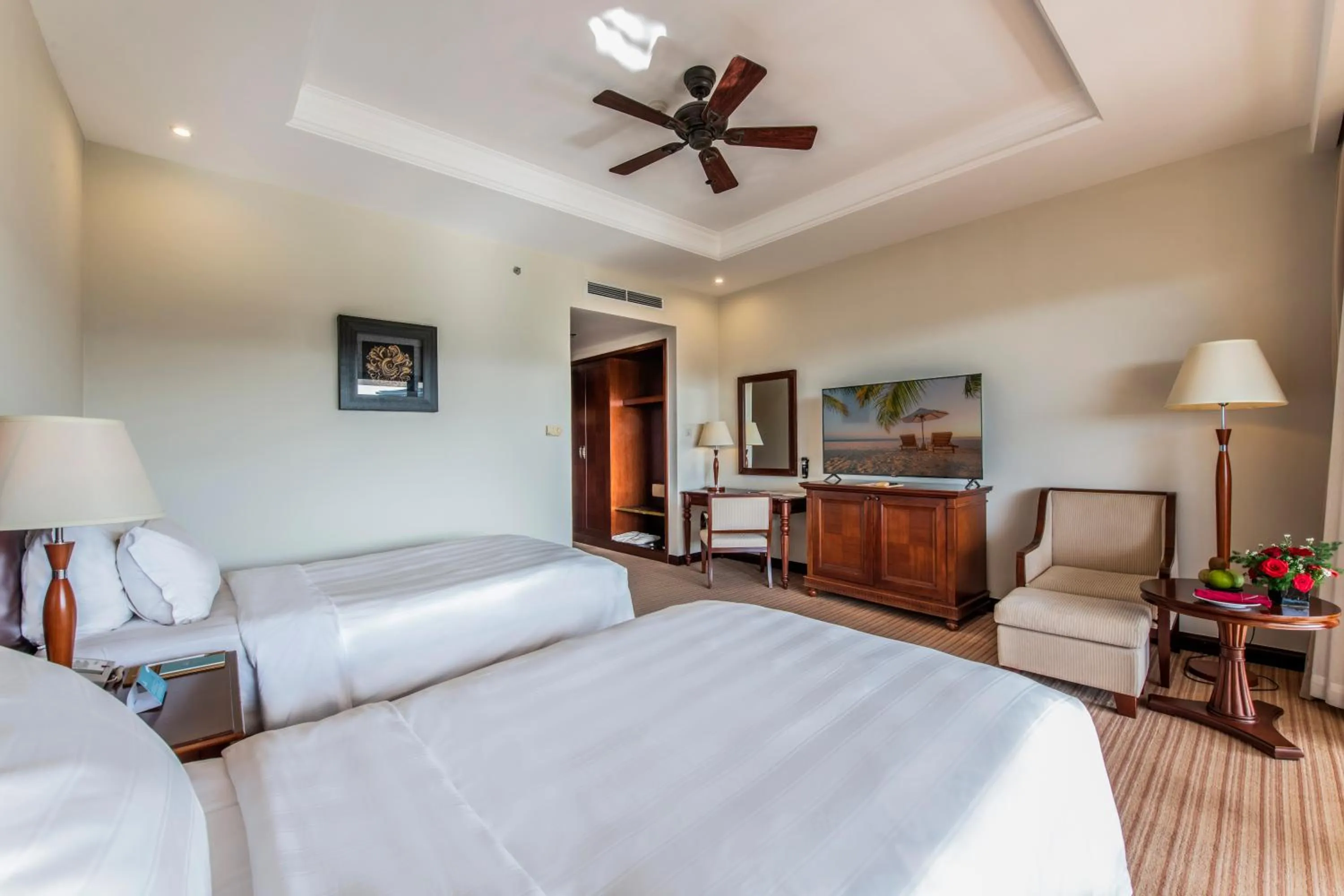 Bed in Vinpearl Resort & Spa Phu Quoc