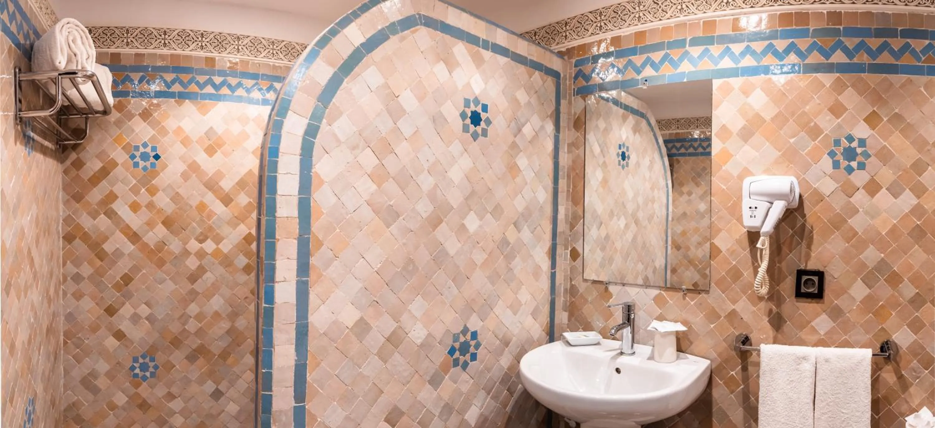 Bathroom in Riad Fes Ziyat & Spa