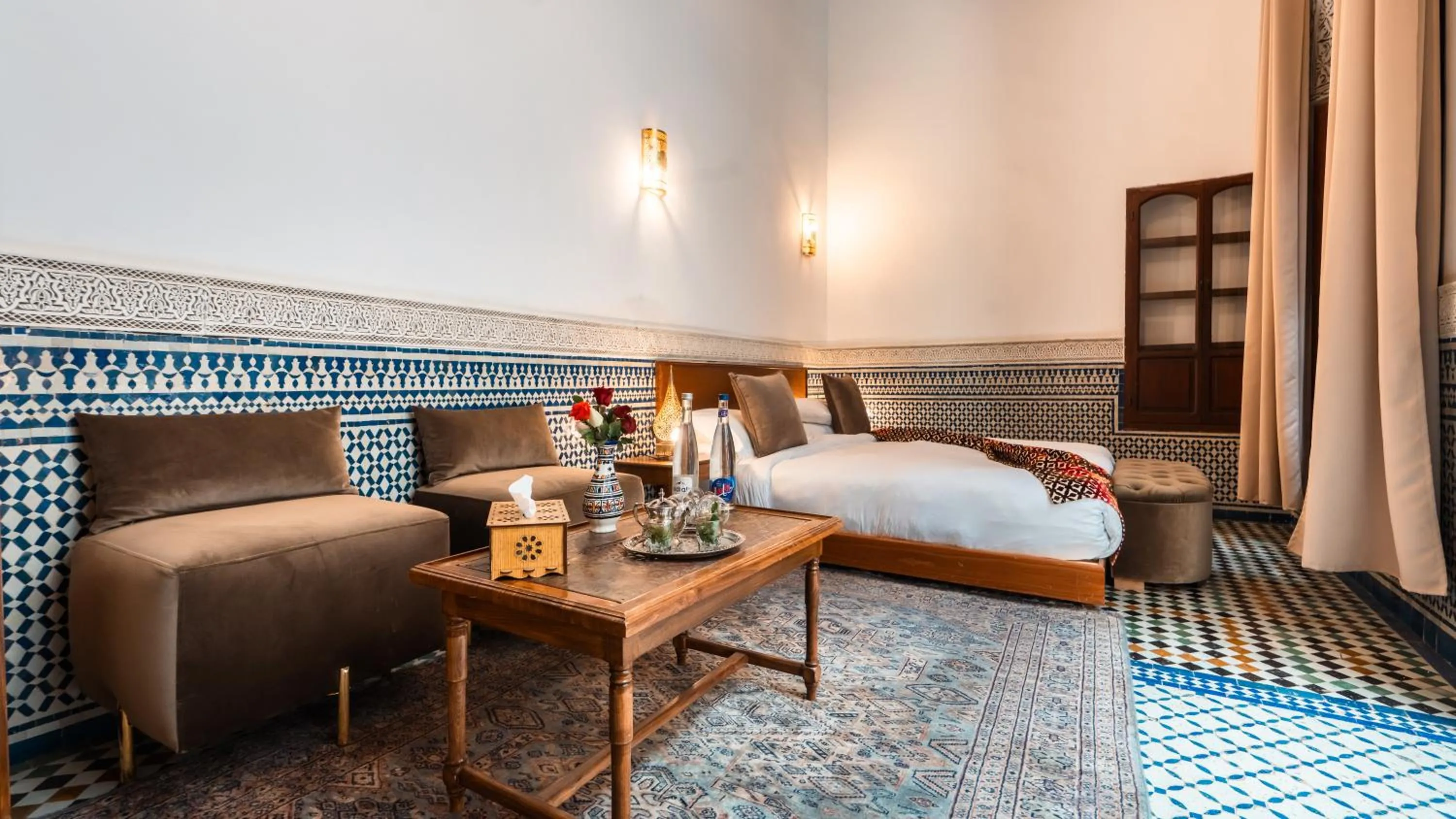 Photo of the whole room, Bed in Riad Fes Ziyat & Spa