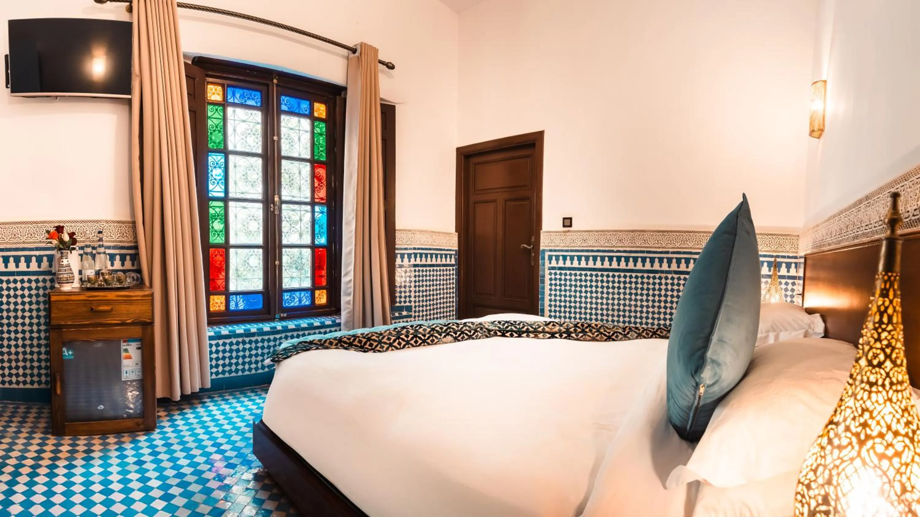 Photo of the whole room, Bed in Riad Fes Ziyat & Spa