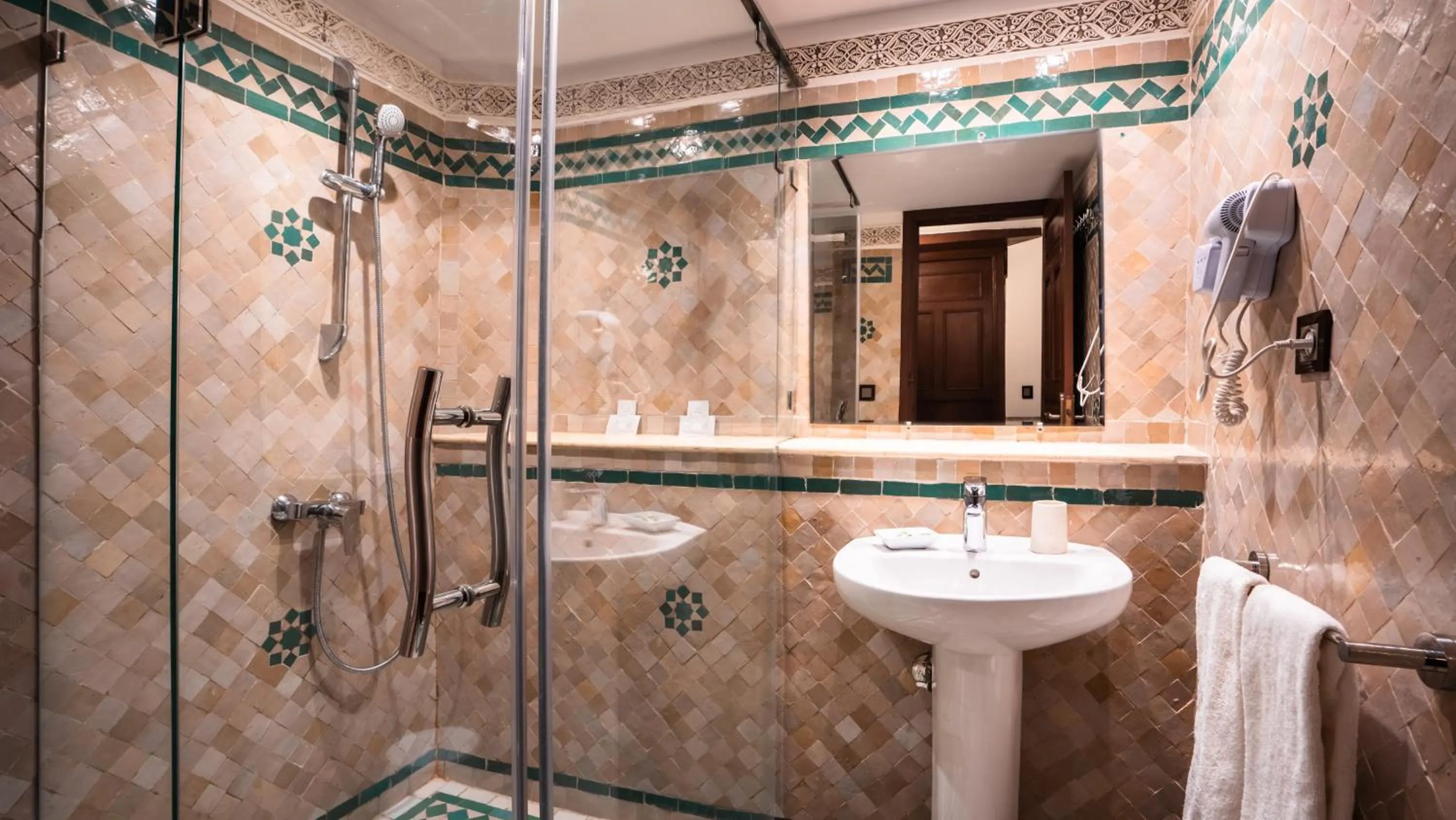 Bathroom in Riad Fes Ziyat & Spa