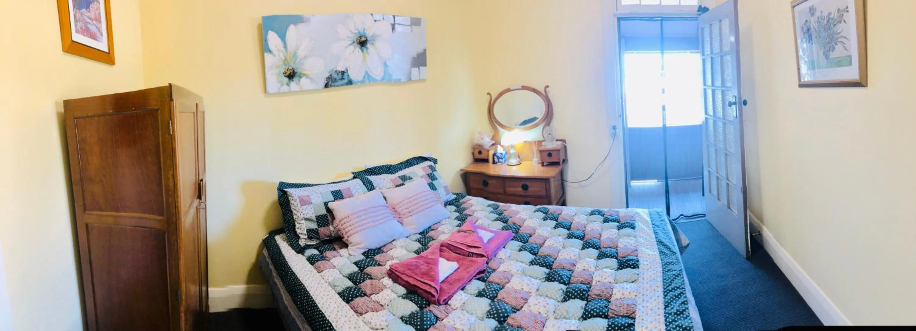 Bed in COMMERCIAL HOTEL KANIVA