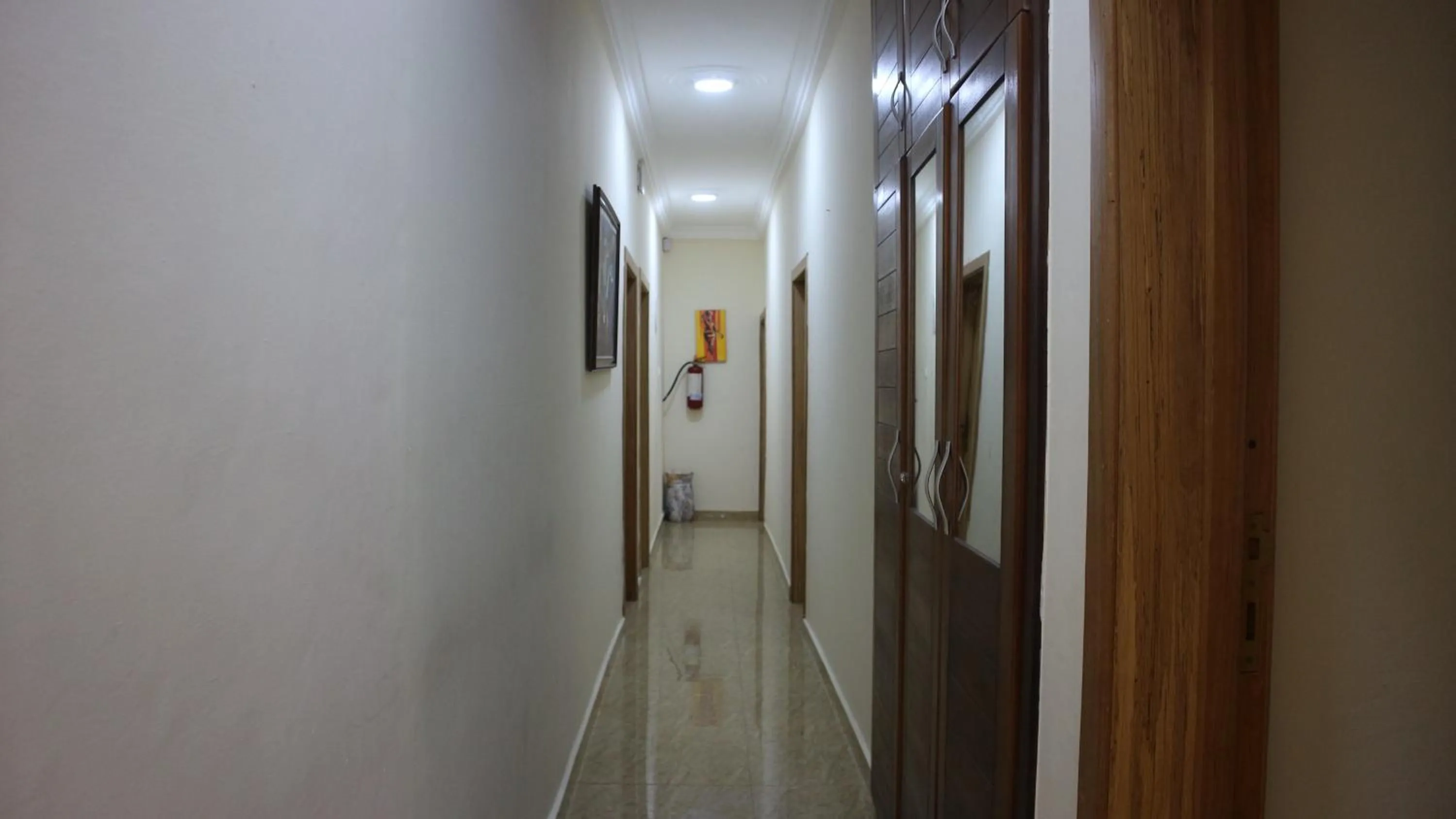 Area and facilities in Crystal Premier Hotel