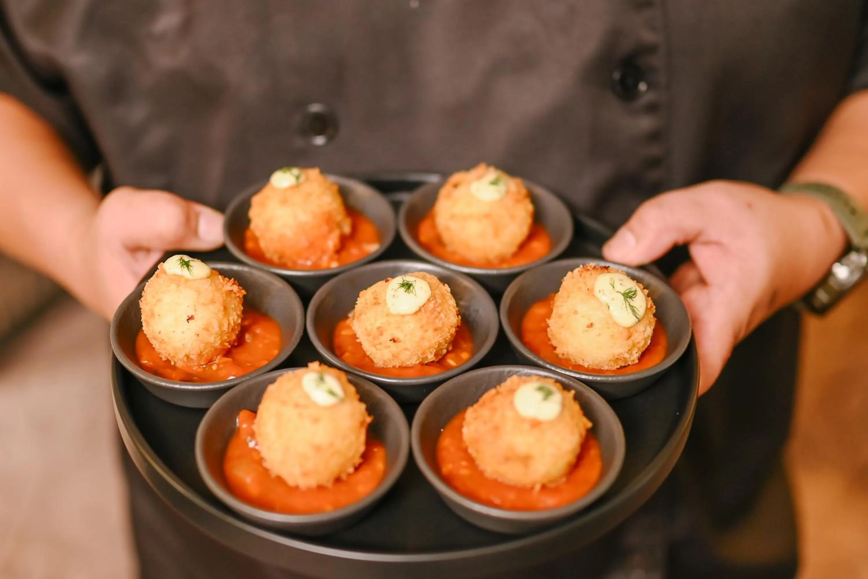 Restaurant/places to eat in Ardenhills Suites