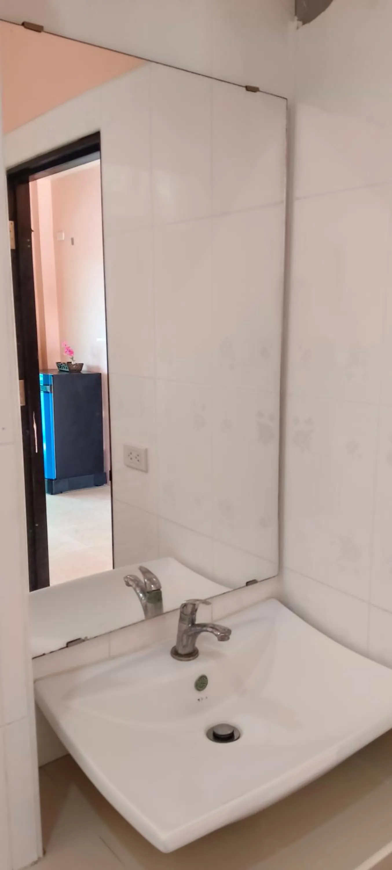 Shower in Moon Travel Phangan