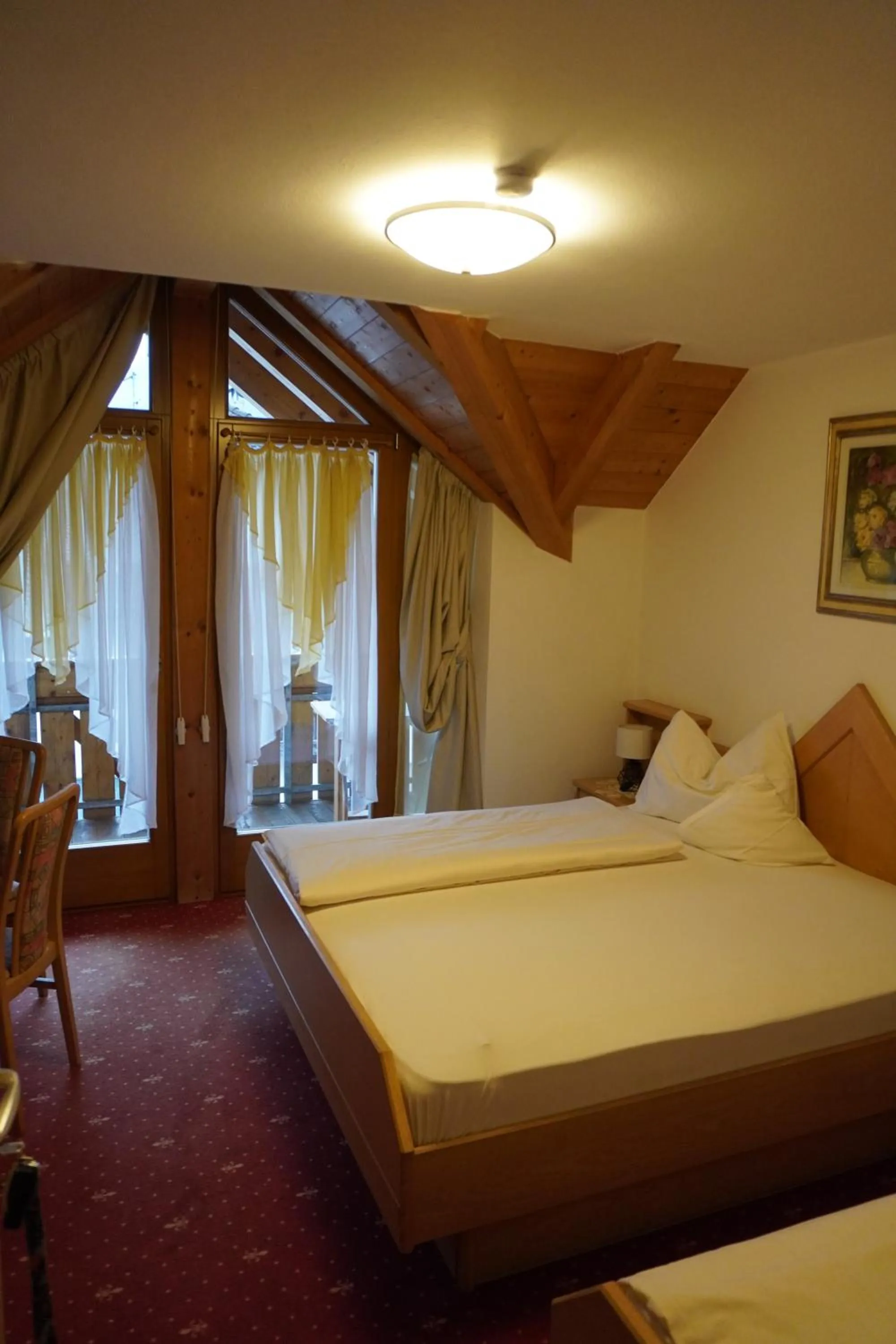 Photo of the whole room, Bed in Pension Peintner