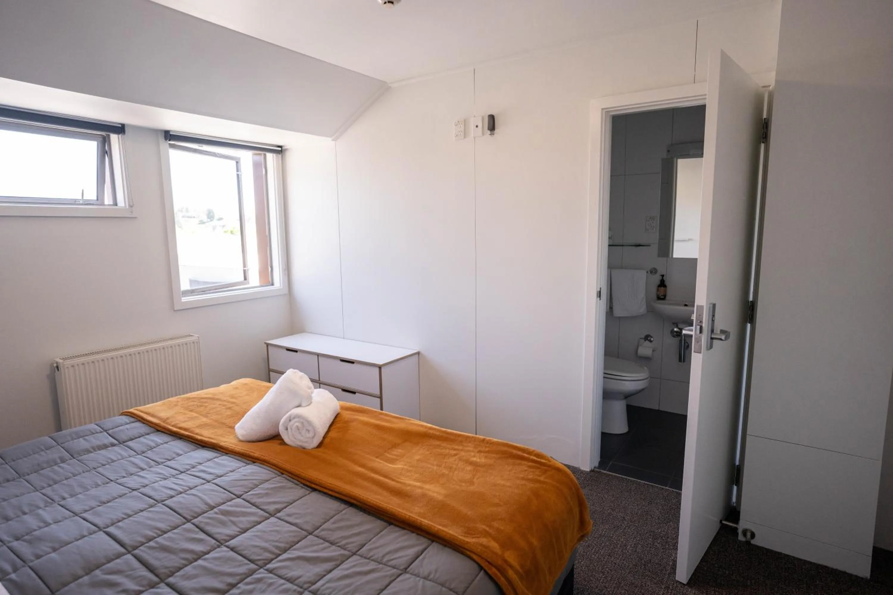 Bathroom, Bed in The Brownston Hostel