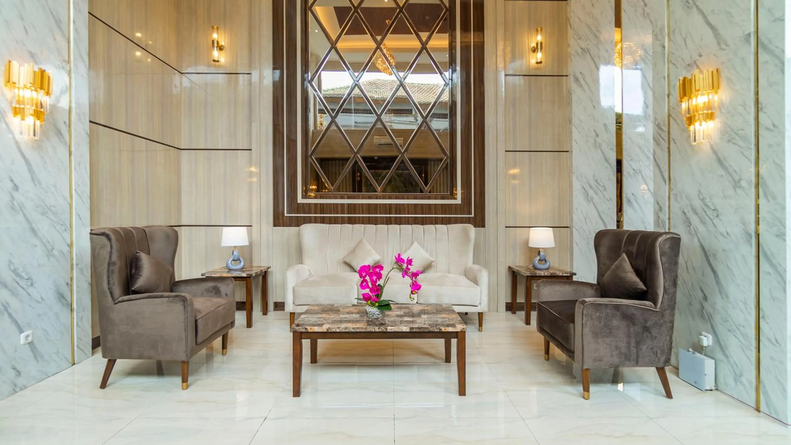 Seating area in City of Aventus Hotel - Denpasar