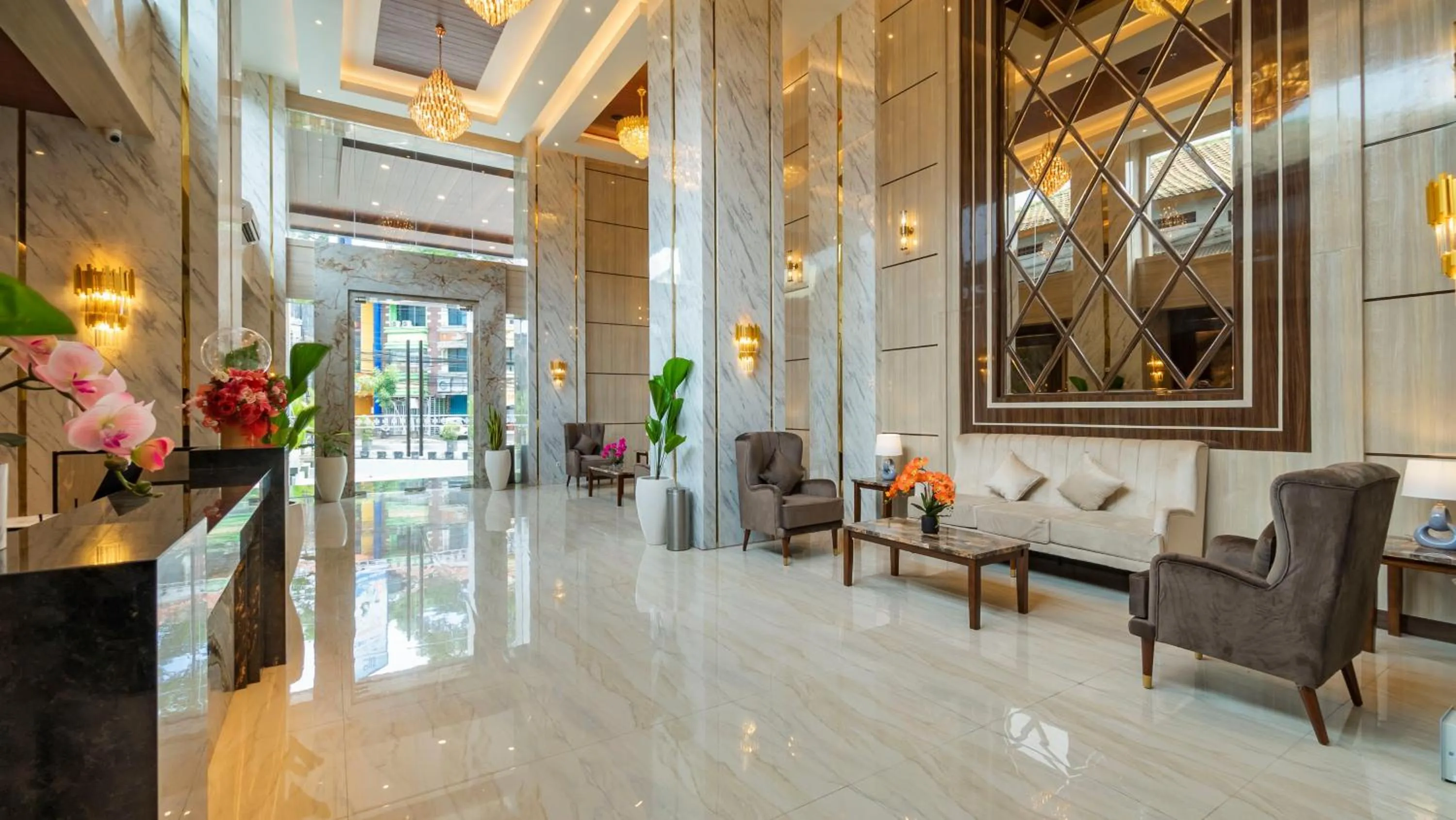 Lobby or reception in City of Aventus Hotel - Denpasar