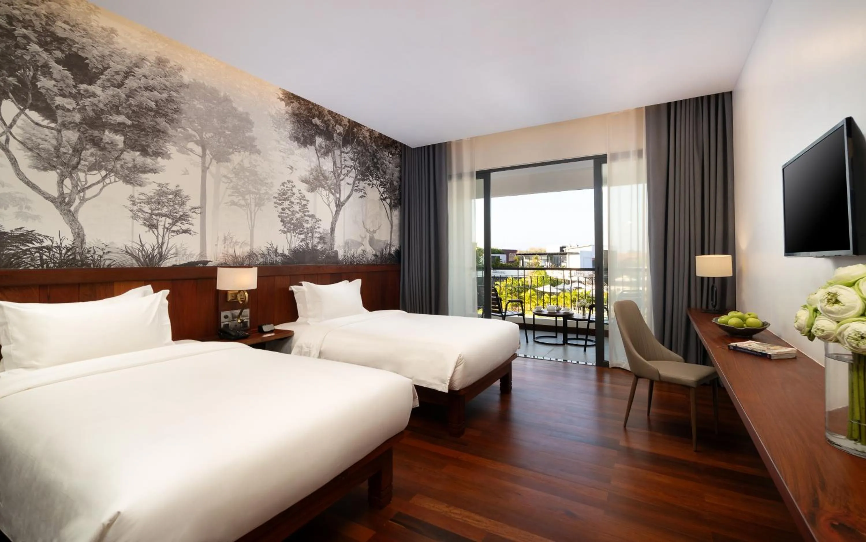 Bedroom, Bed in Koulen Central Hotel