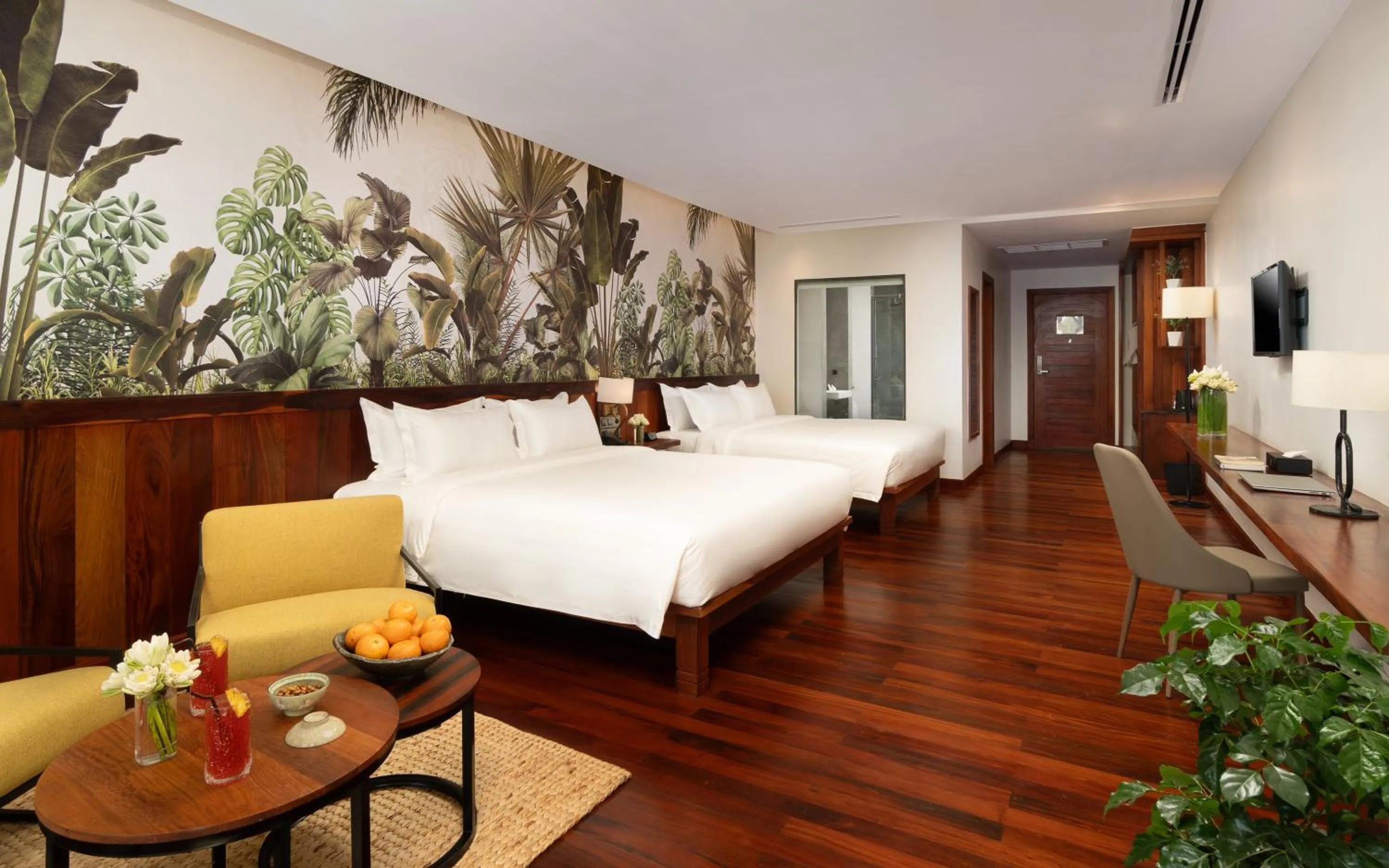 Bedroom, Bed in Koulen Central Hotel