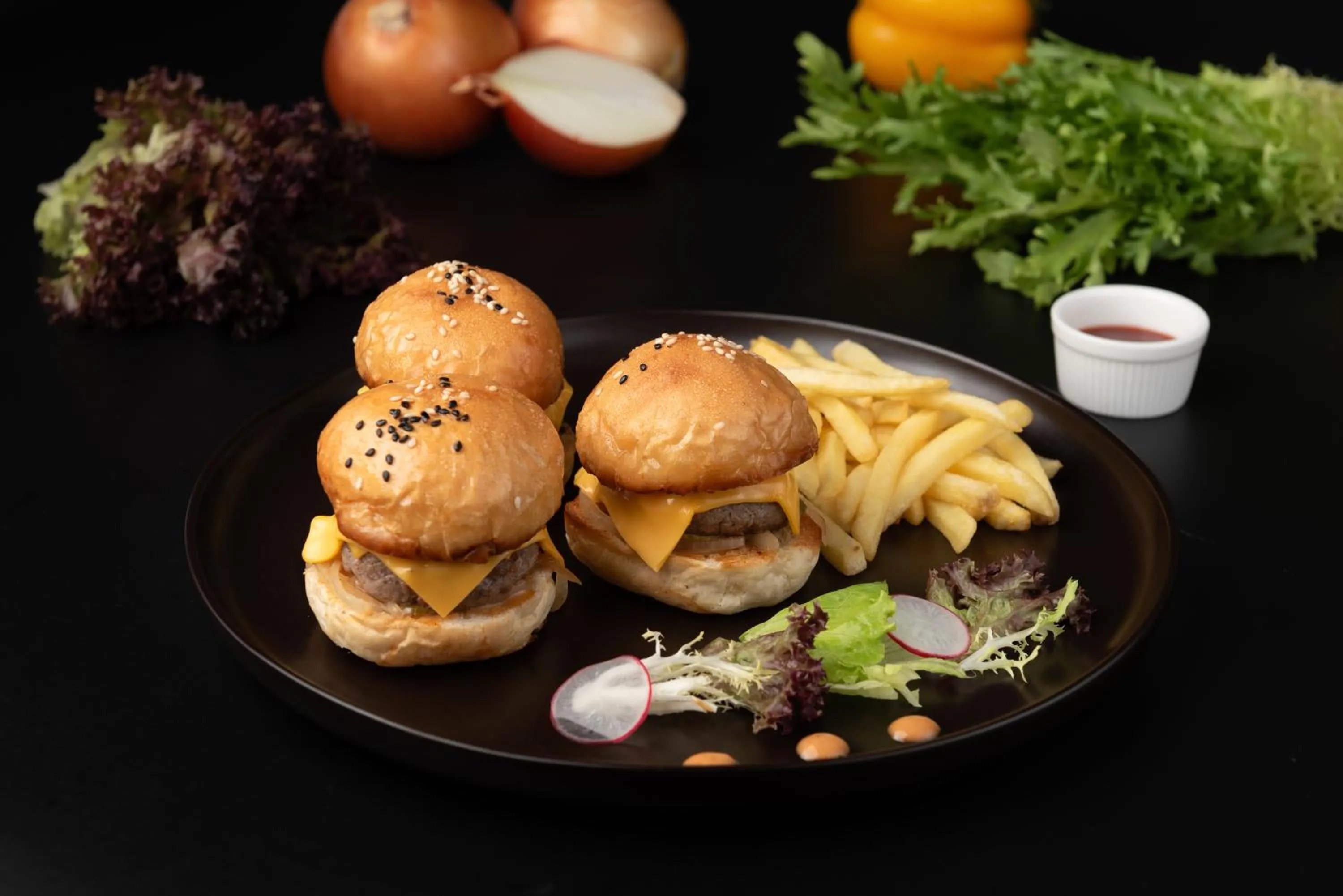 Restaurant/places to eat in Koulen Central Hotel