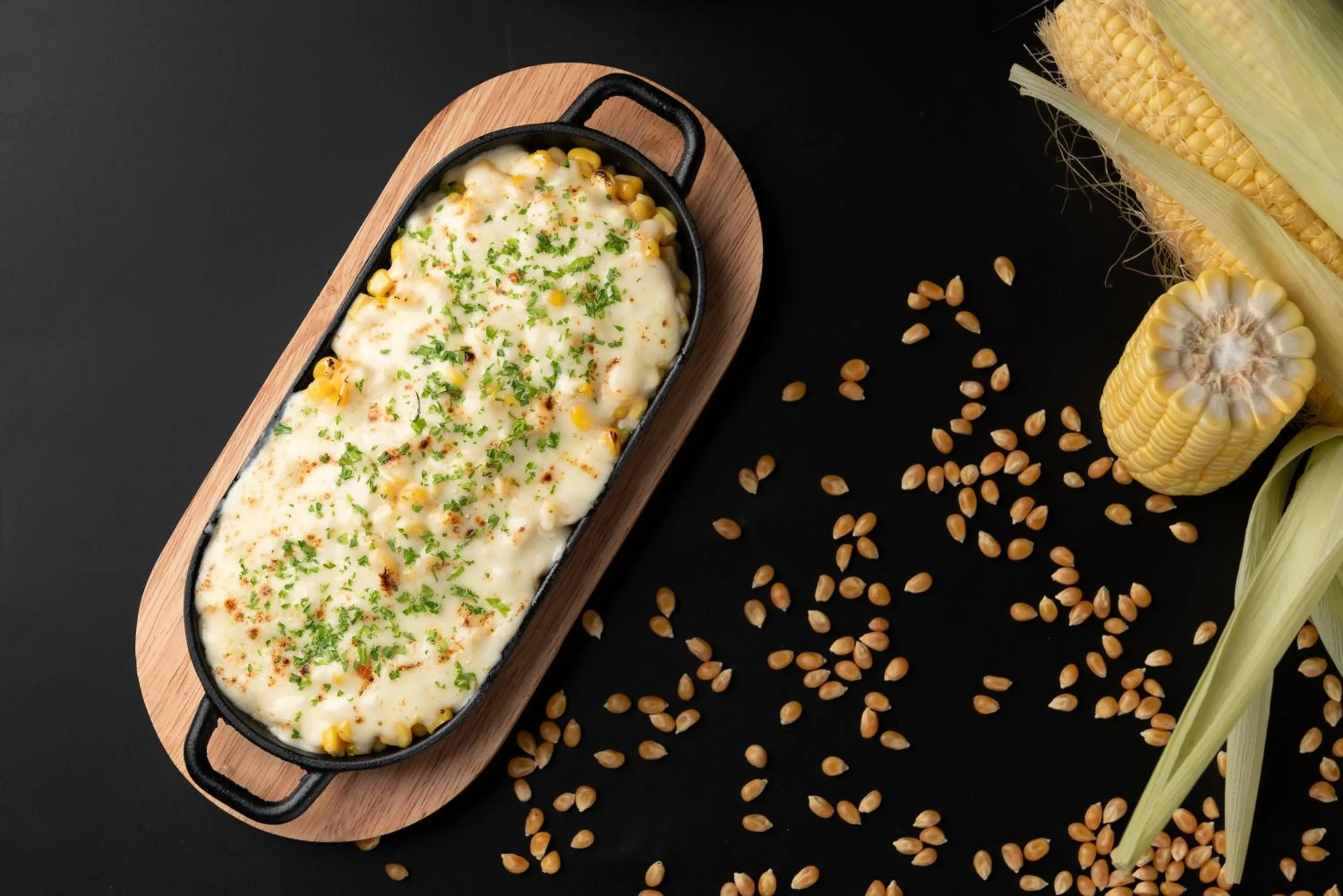 Restaurant/places to eat in Koulen Central Hotel