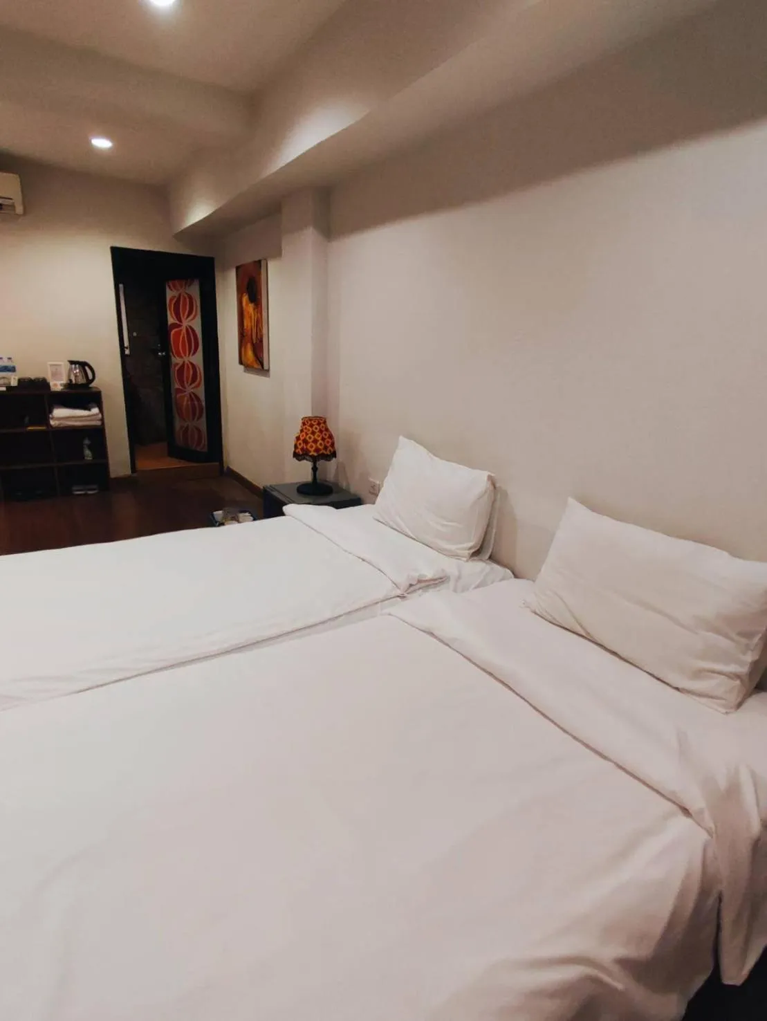 Bed in Around The World Bed and Breakfast