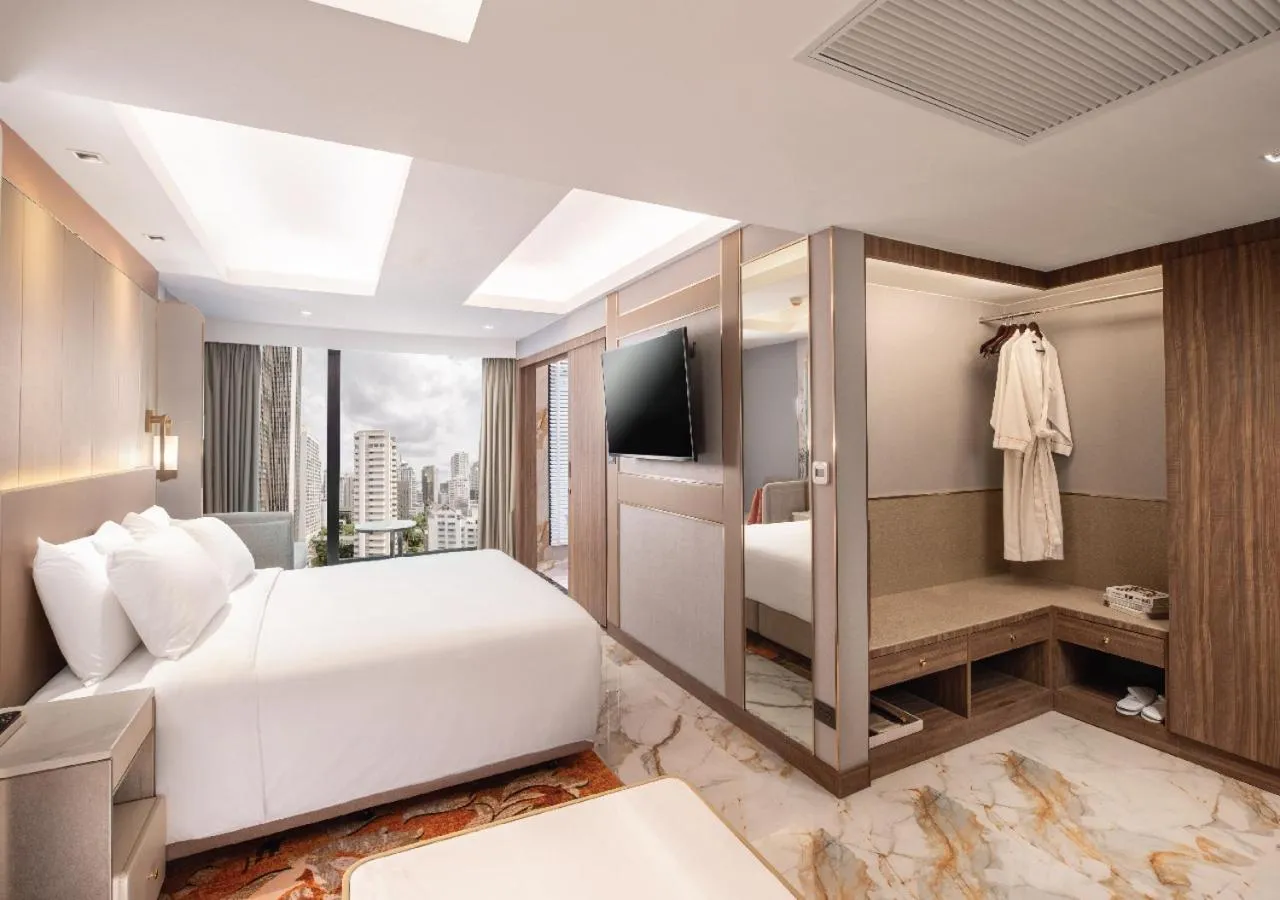 Bedroom, Bed in SAMALA Hotel Bangkok