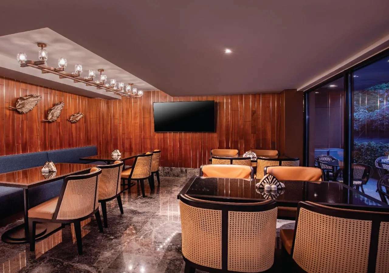 Restaurant/places to eat in SAMALA Hotel Bangkok