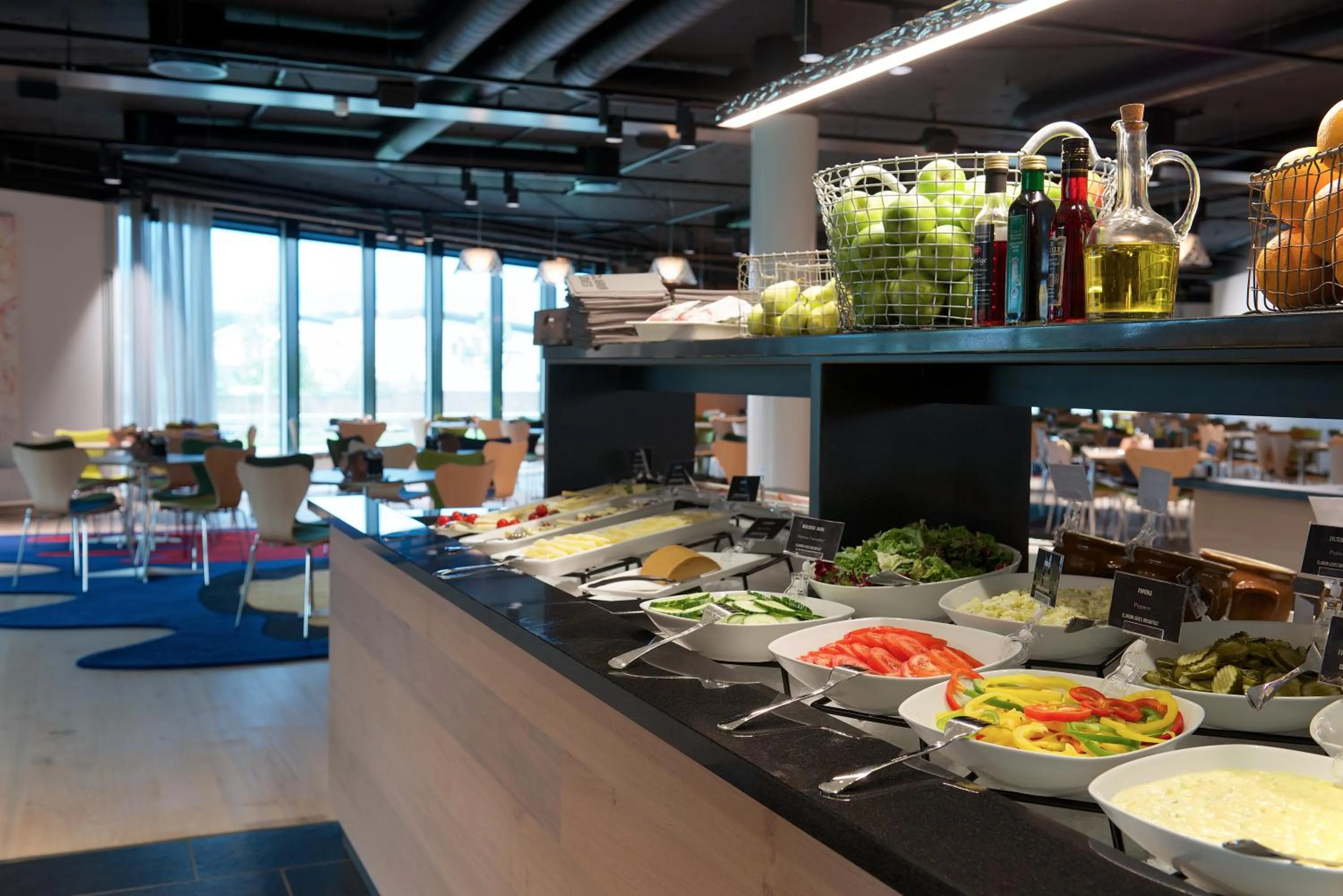 Restaurant/places to eat in Clarion Hotel Energy