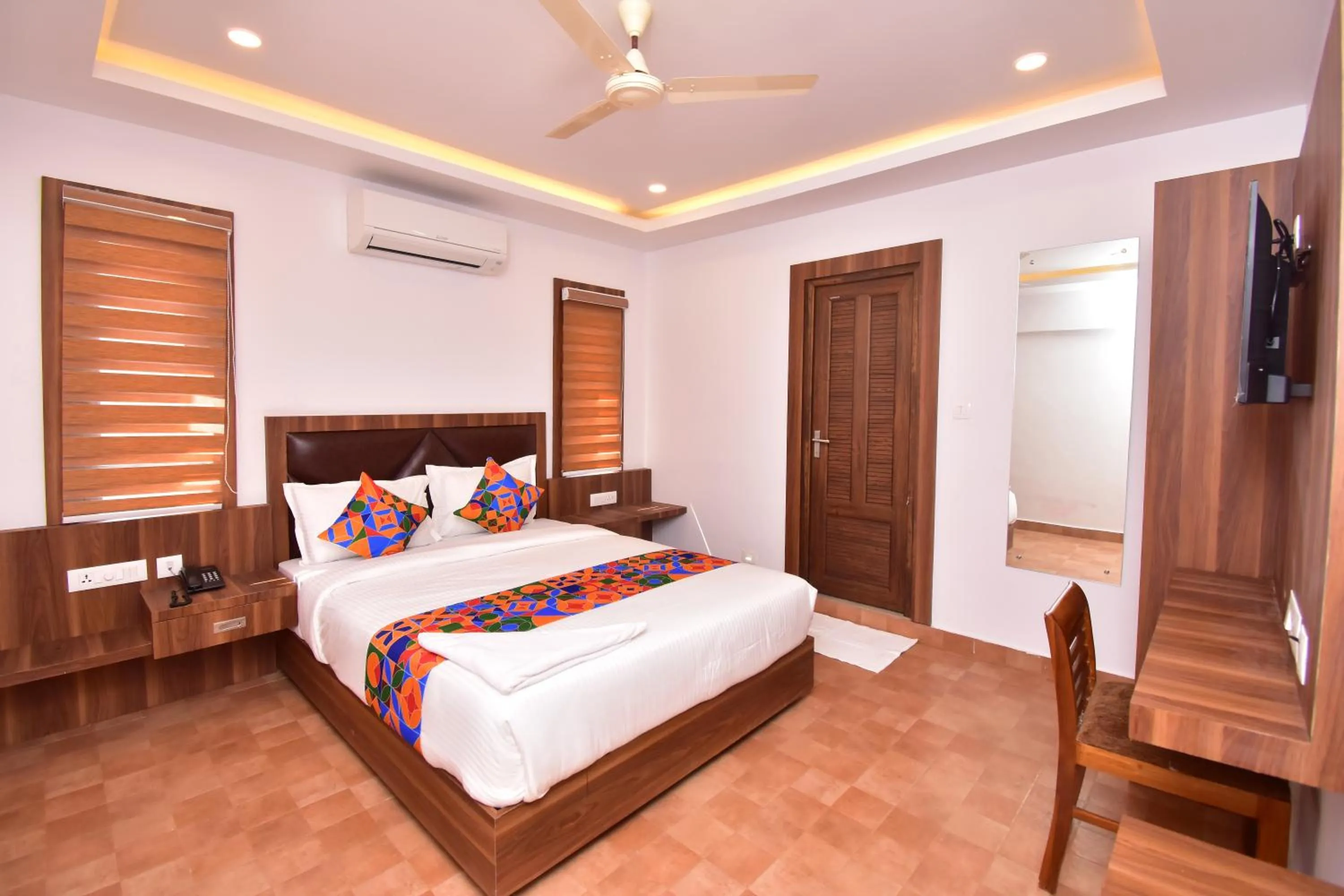 Hotel orchid suites Cochin