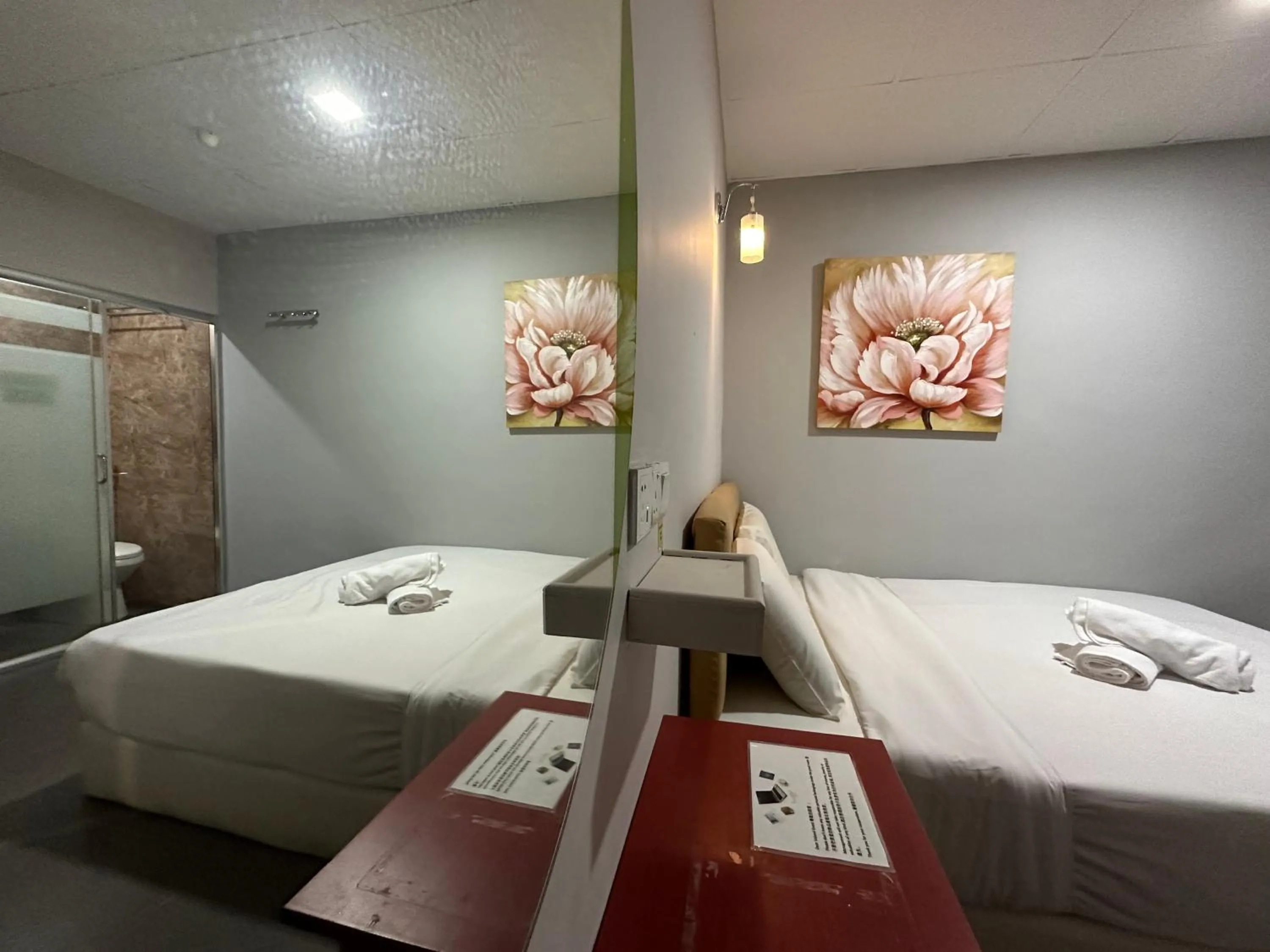 Bedroom in Dingdong Homes Hotel