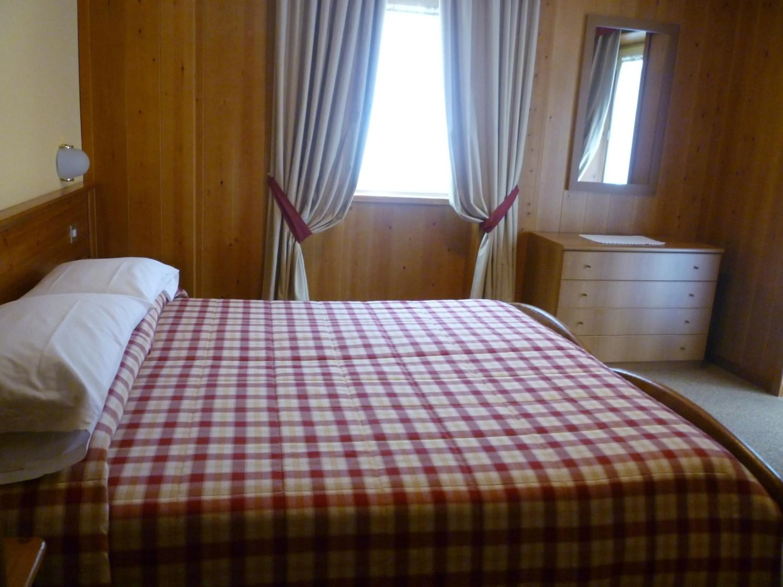 Bed in Hotel I Rododendri