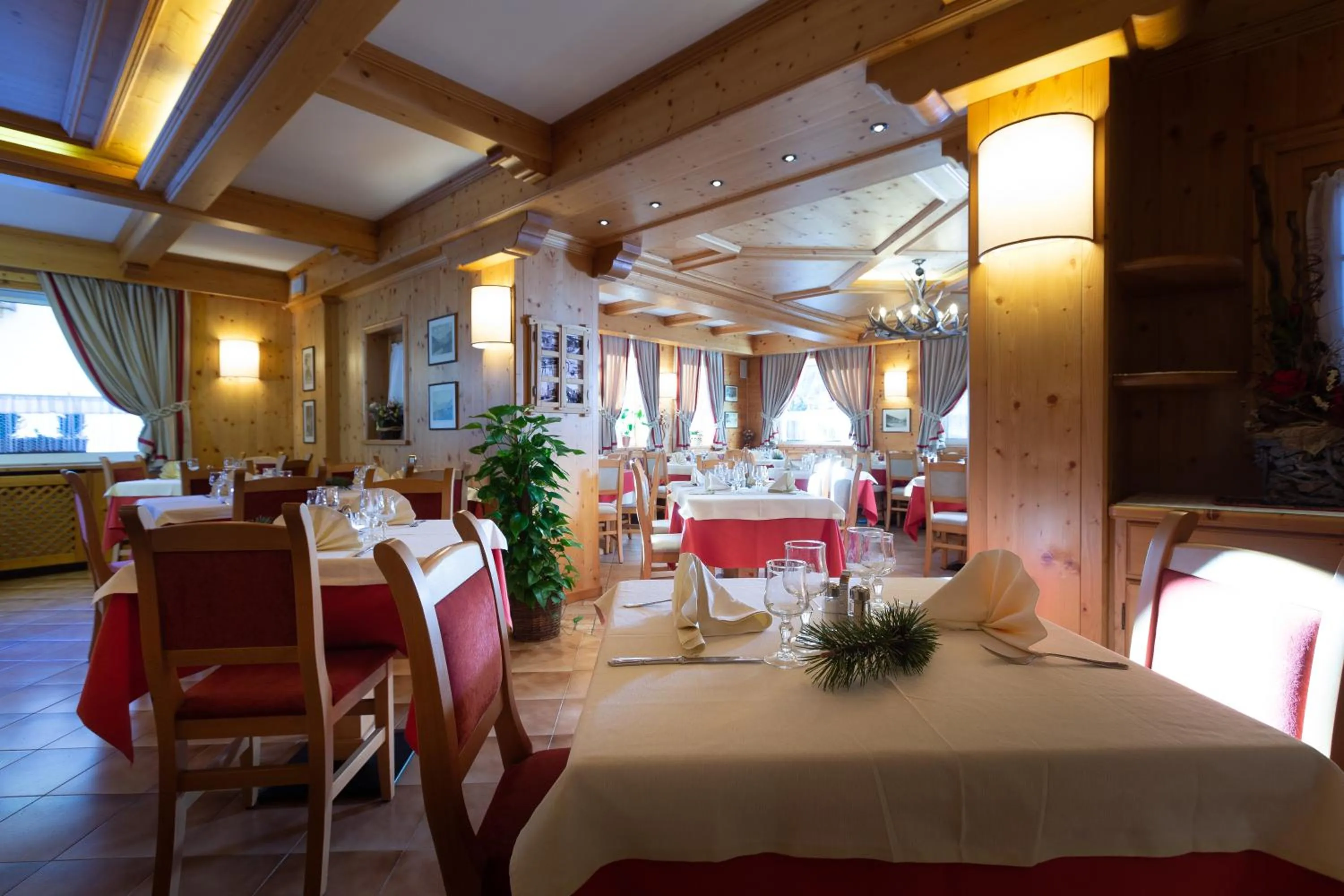 Hotel I Rododendri
