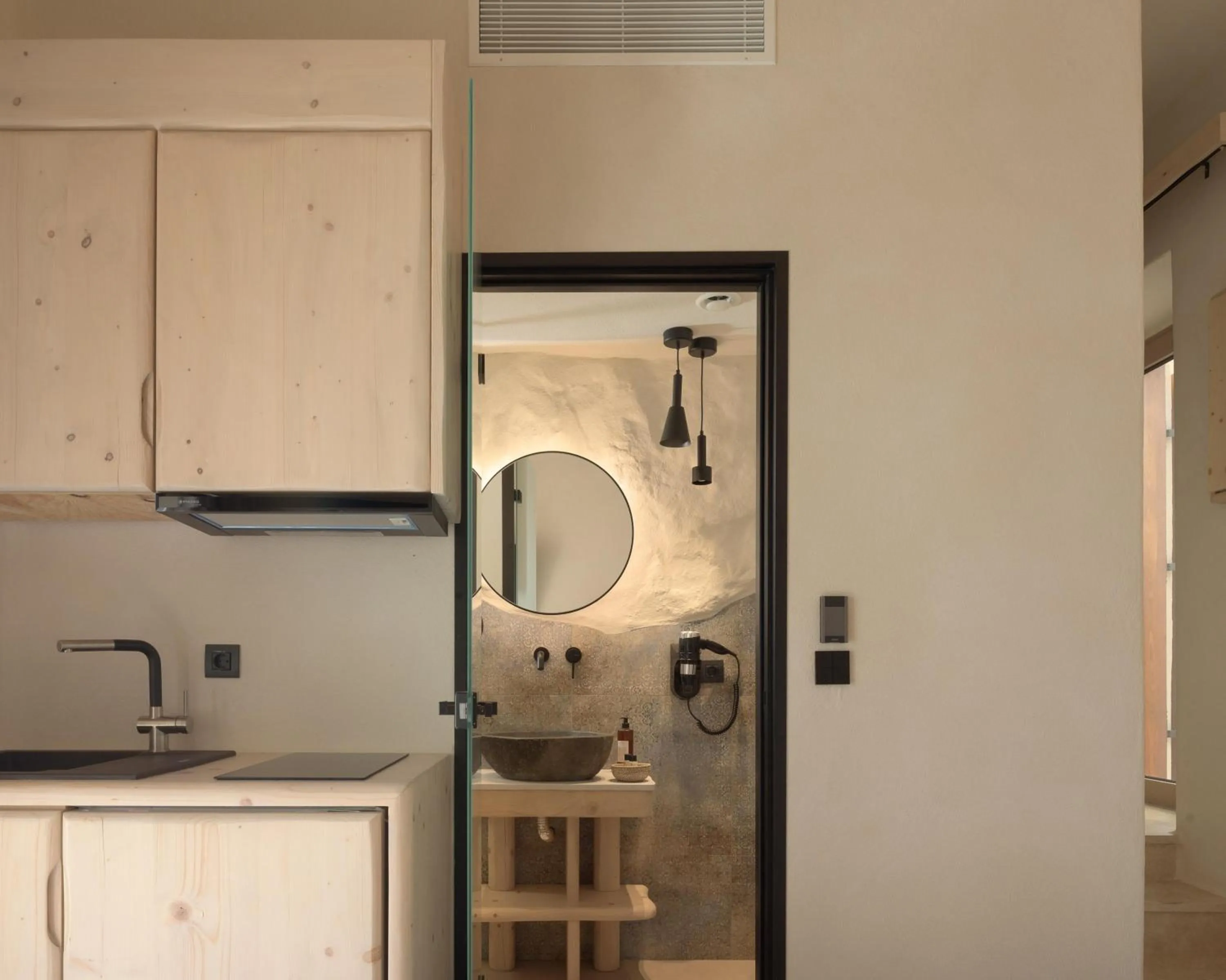 Bathroom in Manili Boutique Suites & Villas