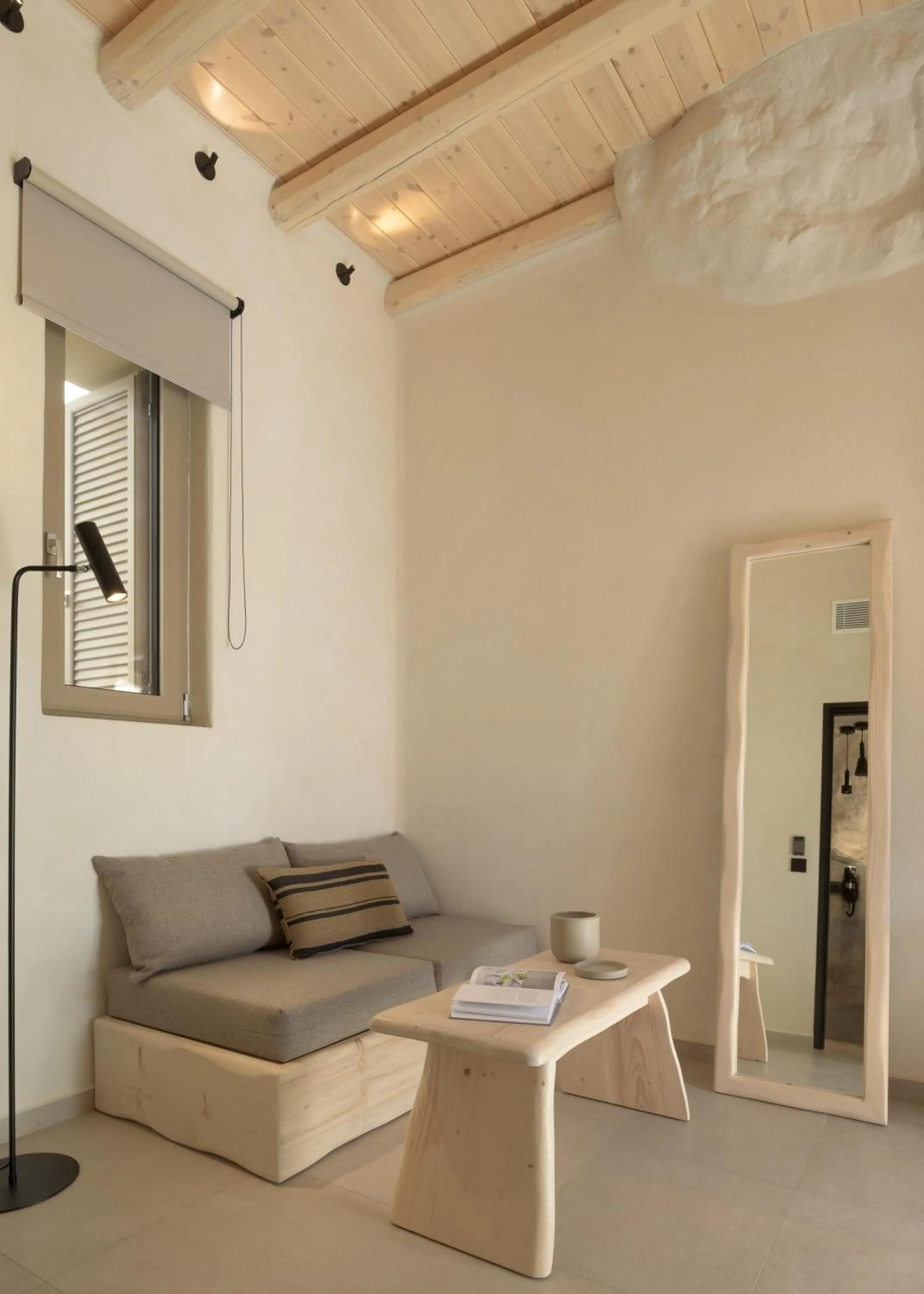 Photo of the whole room in Manili Boutique Suites & Villas