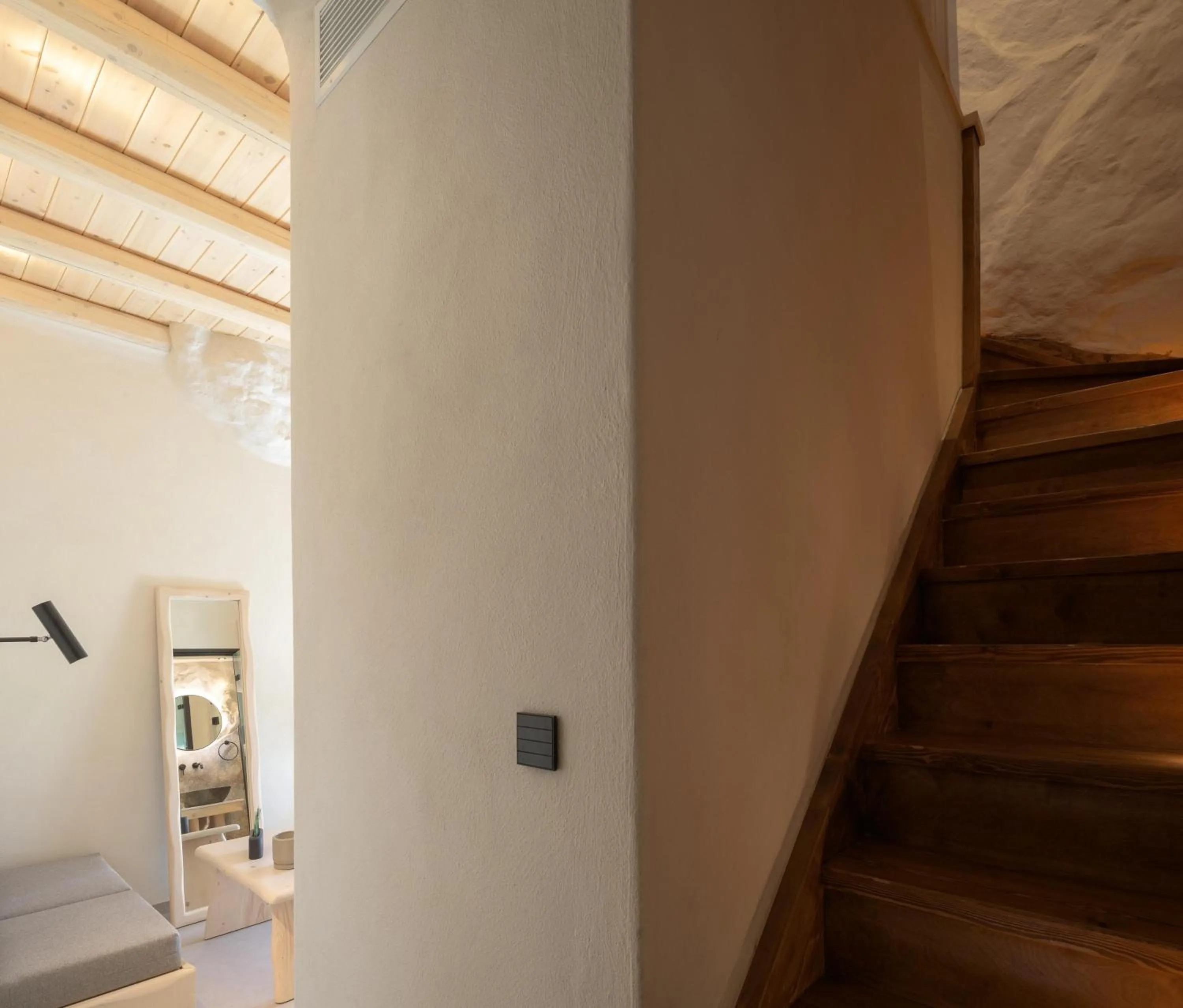 Photo of the whole room in Manili Boutique Suites & Villas