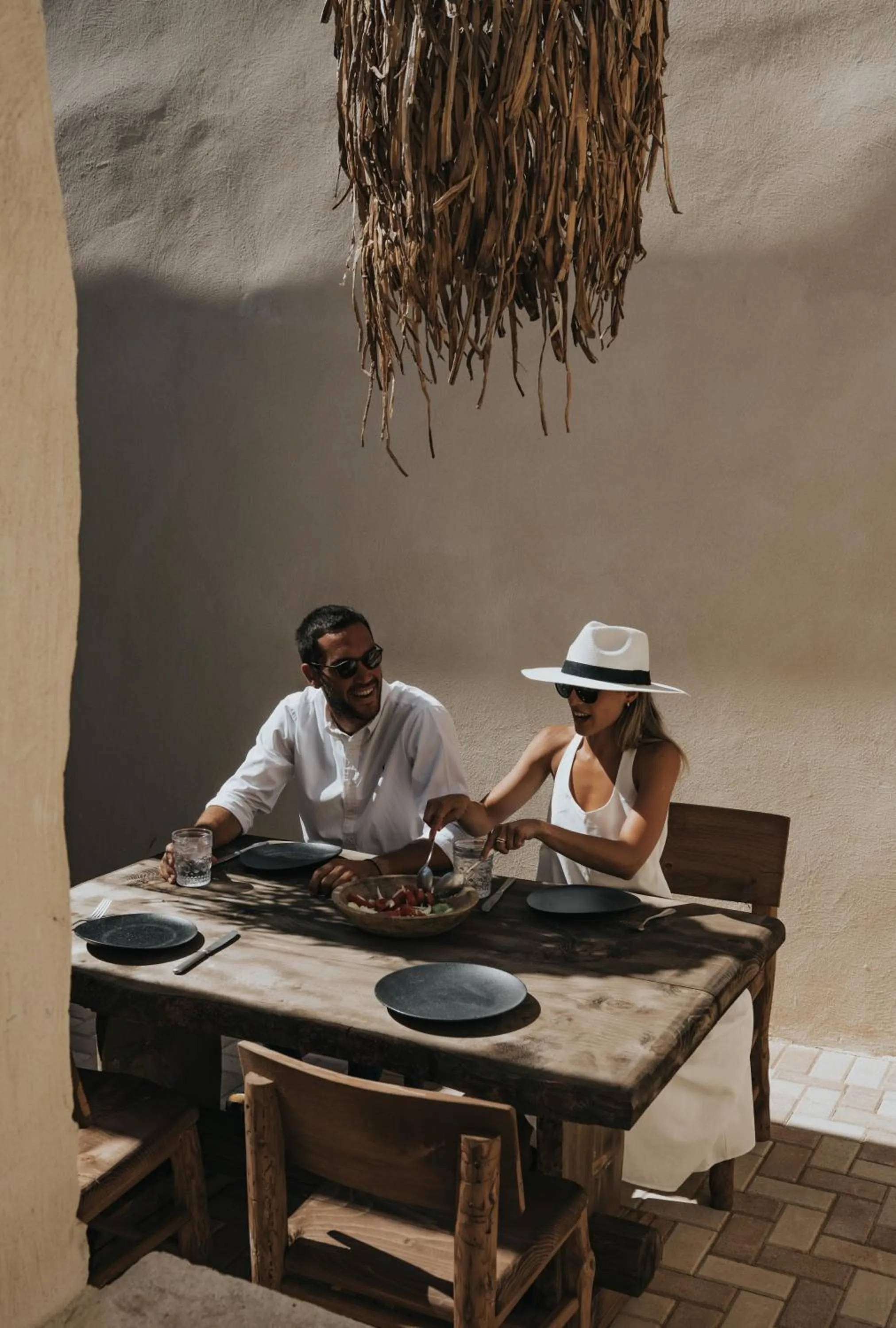 Restaurant/places to eat in Manili Boutique Suites & Villas