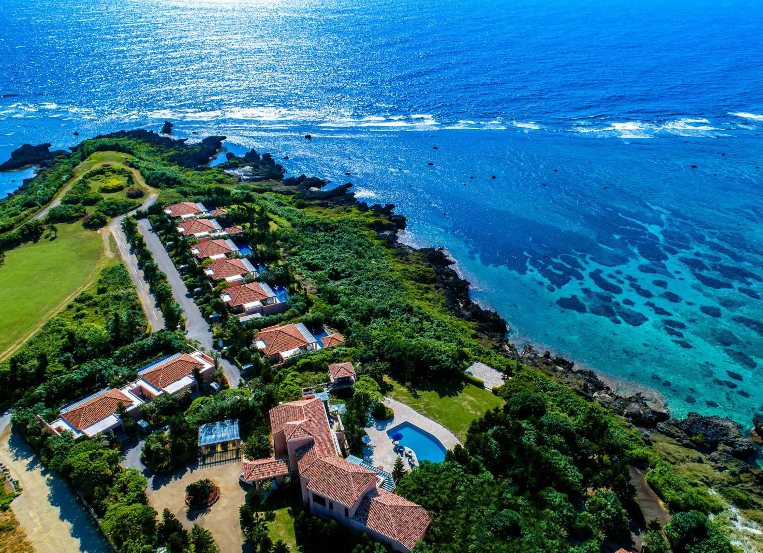 Facade/entrance in The Shigira