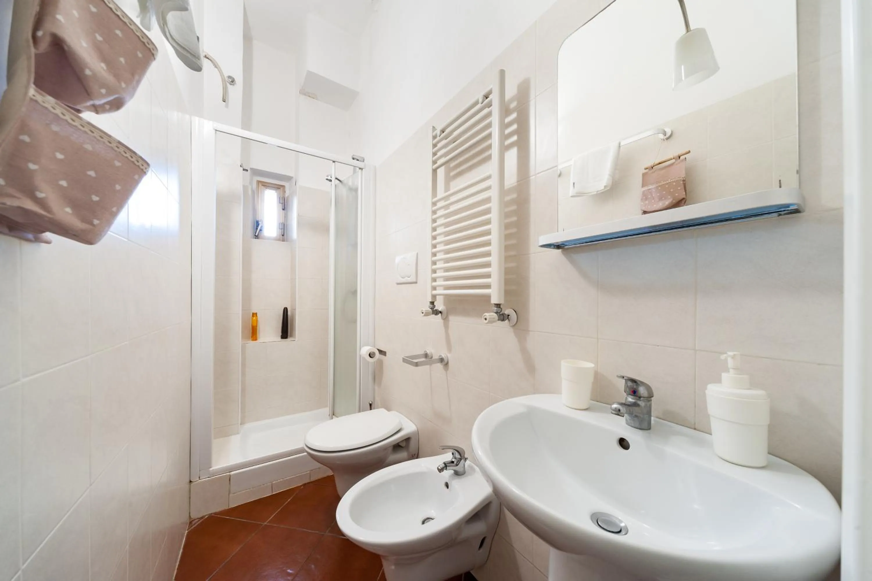 Bathroom in Apartment - Laterano 85