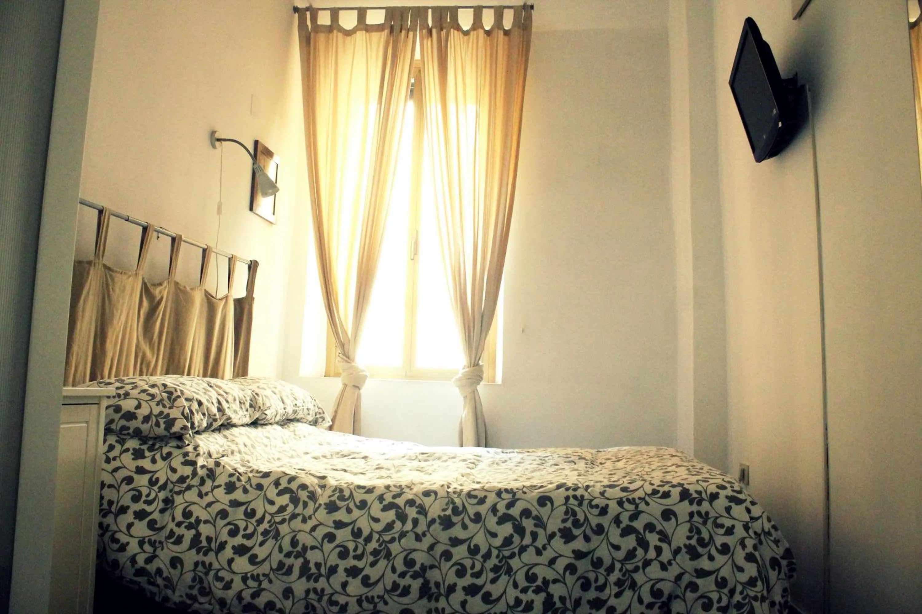 Bed in Apartment - Laterano 85