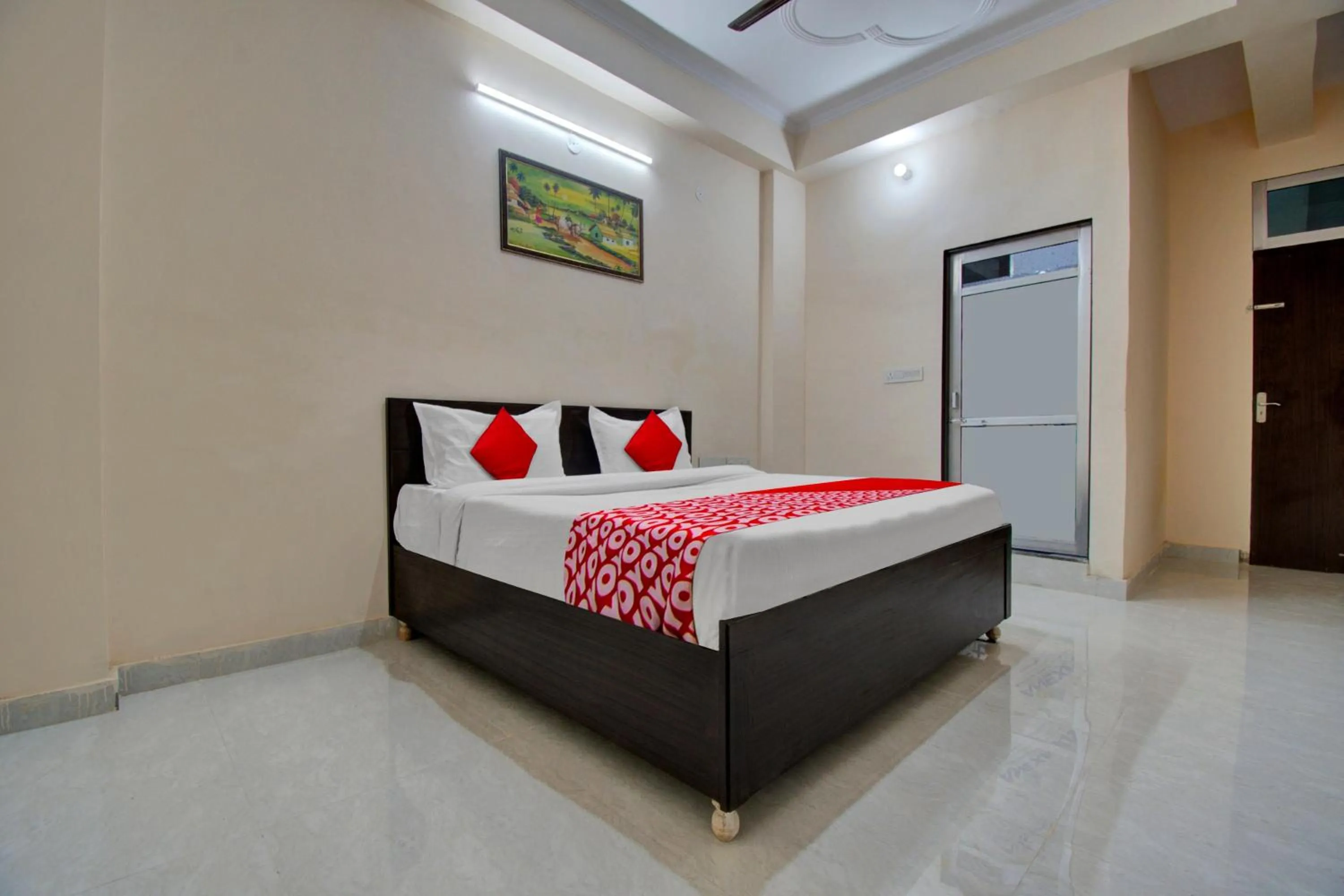 Bedroom, Bed in Hotel O Shree Shyam Palace