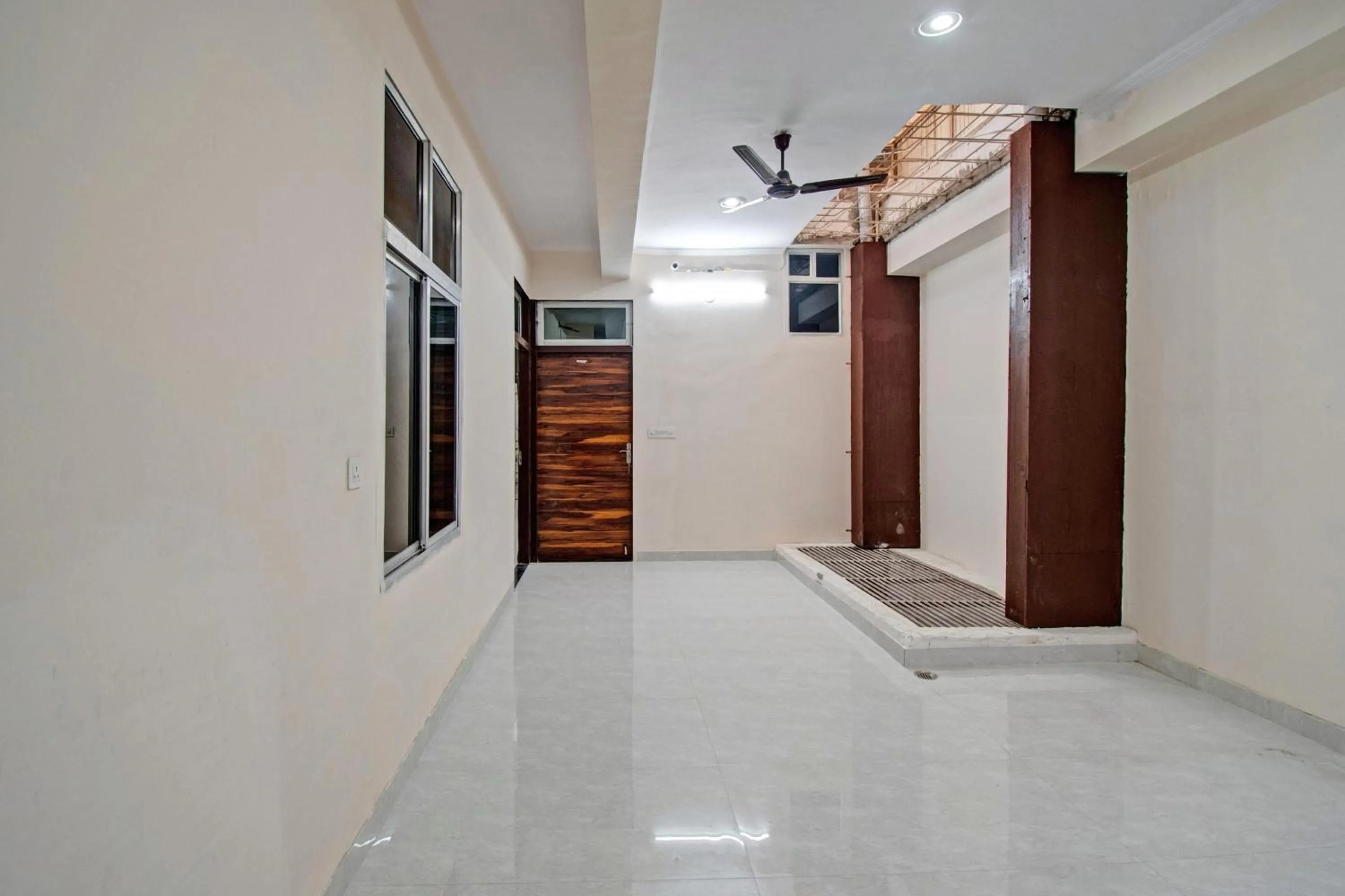 Lobby or reception in Hotel O Shree Shyam Palace