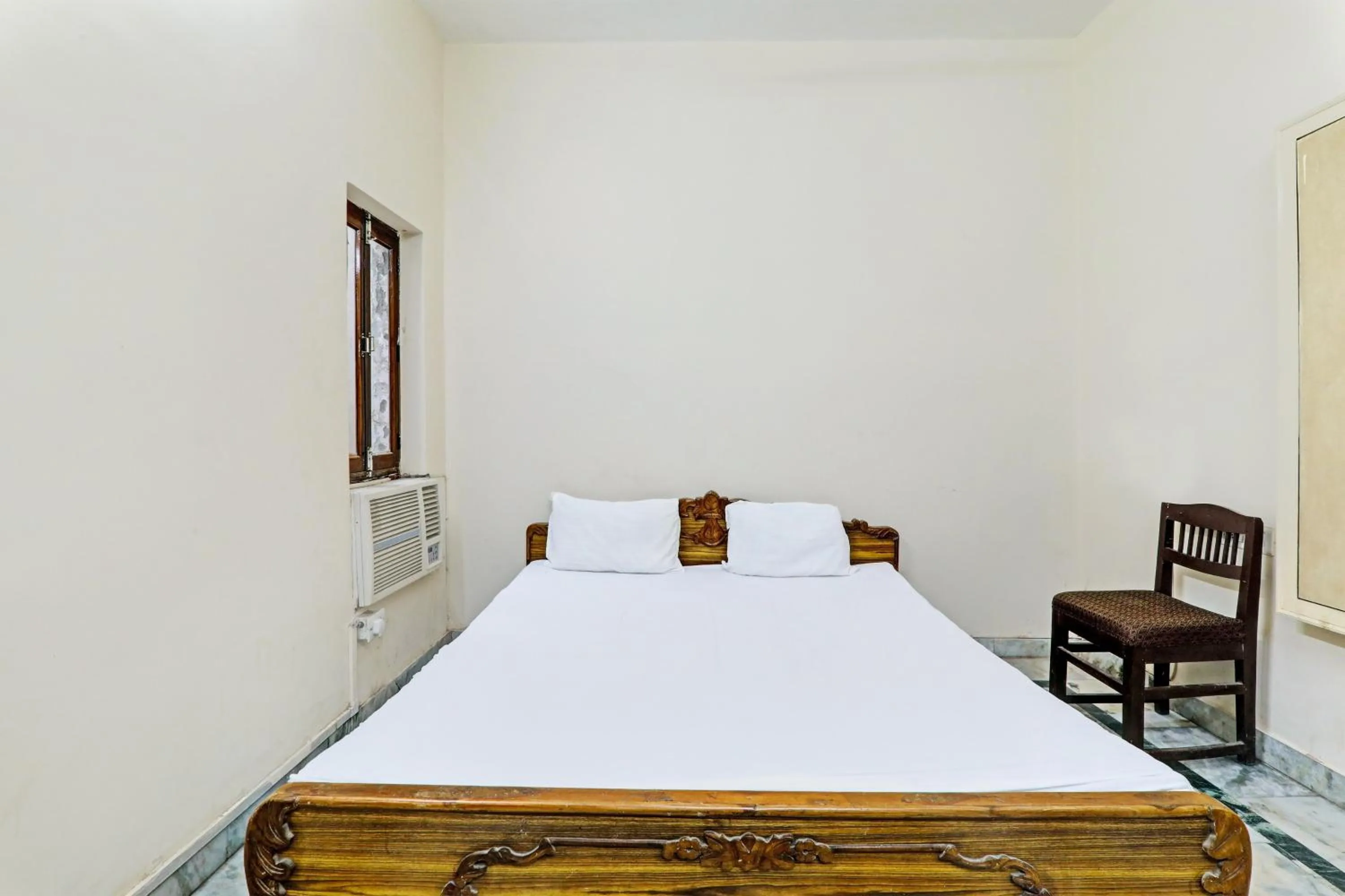 Bathroom in Hotel O PG ON GANGES