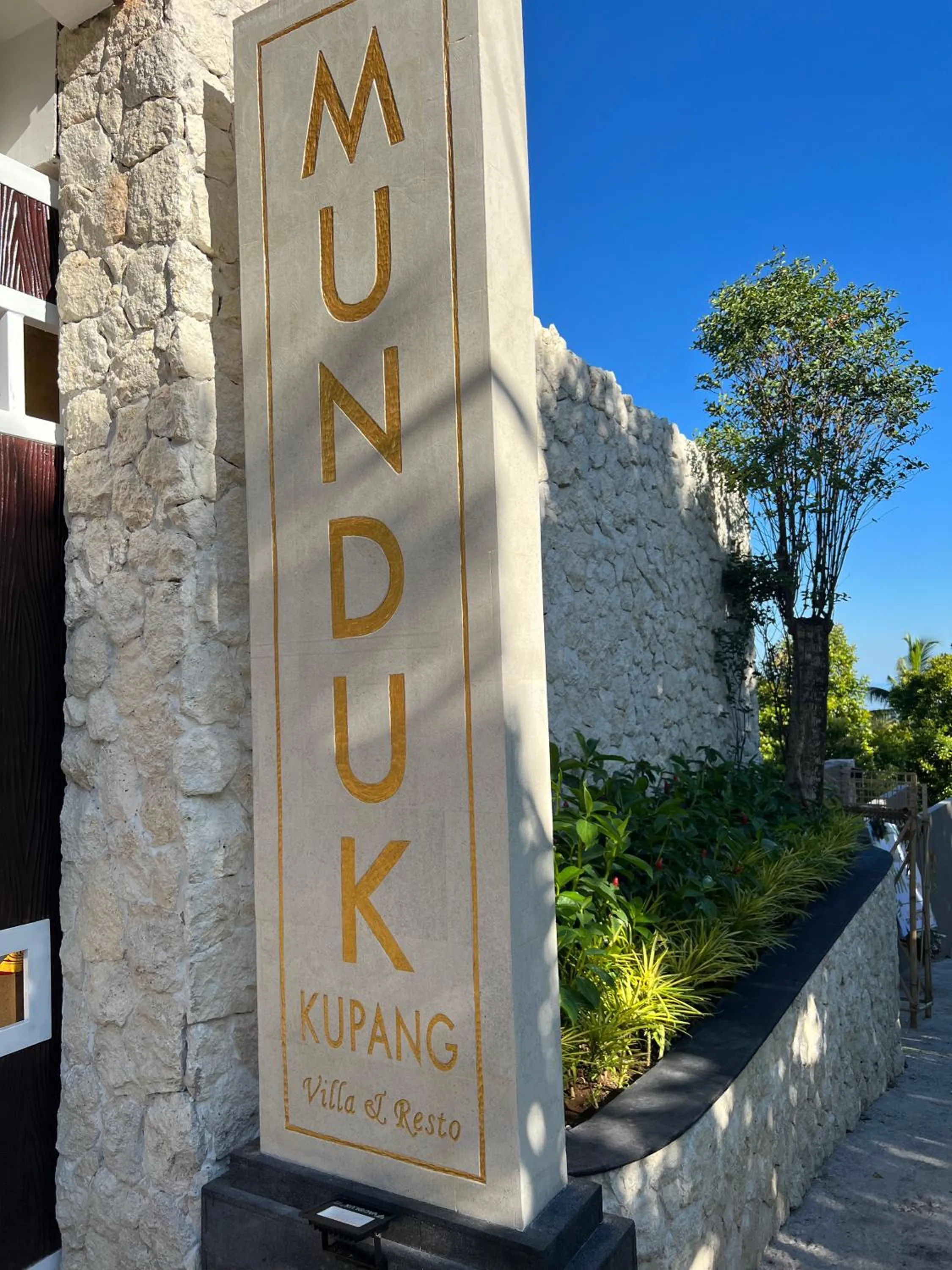 Property logo or sign in Munduk Kupang Sekumpul Villa