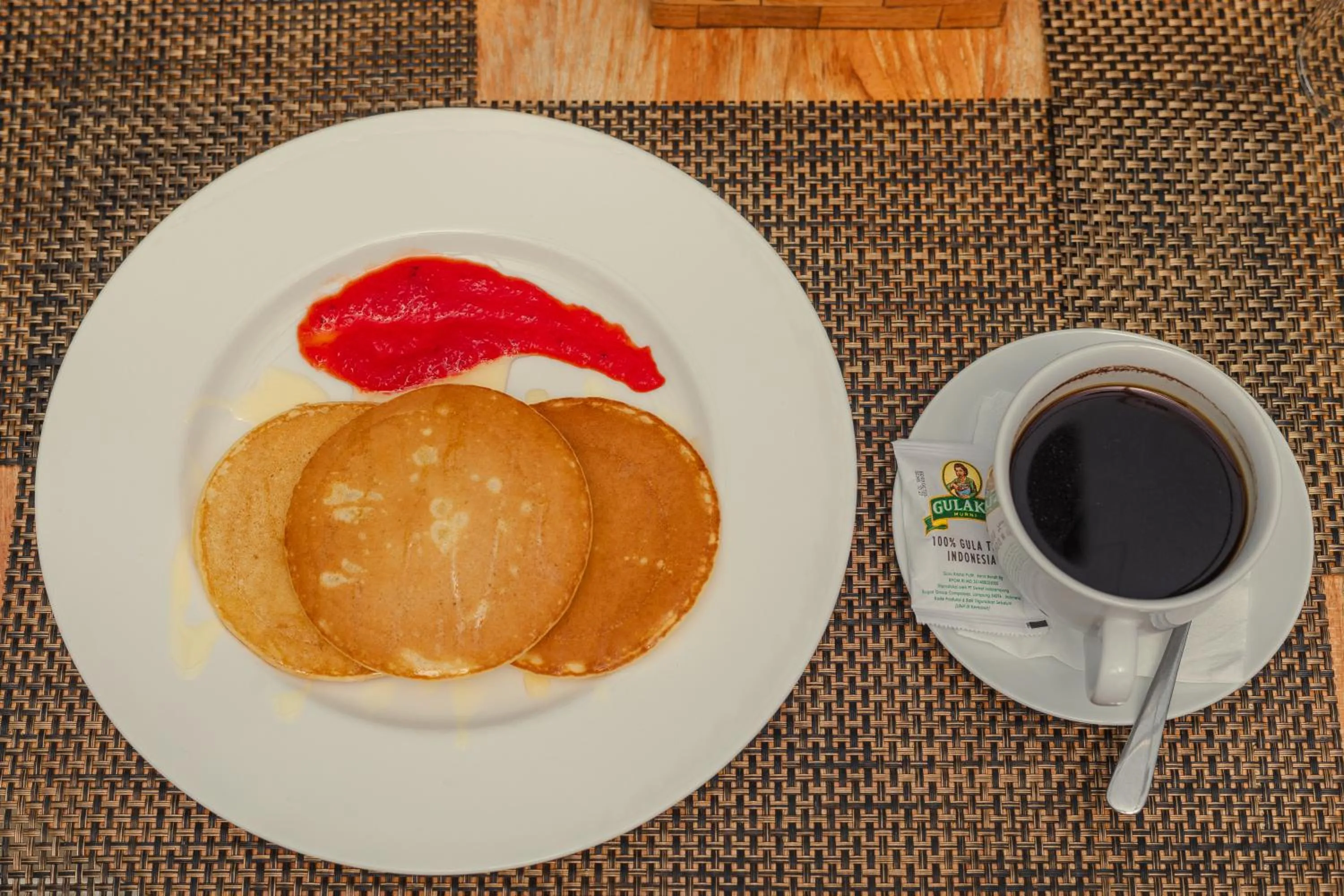 Food and drinks in Munduk Kupang Sekumpul Villa